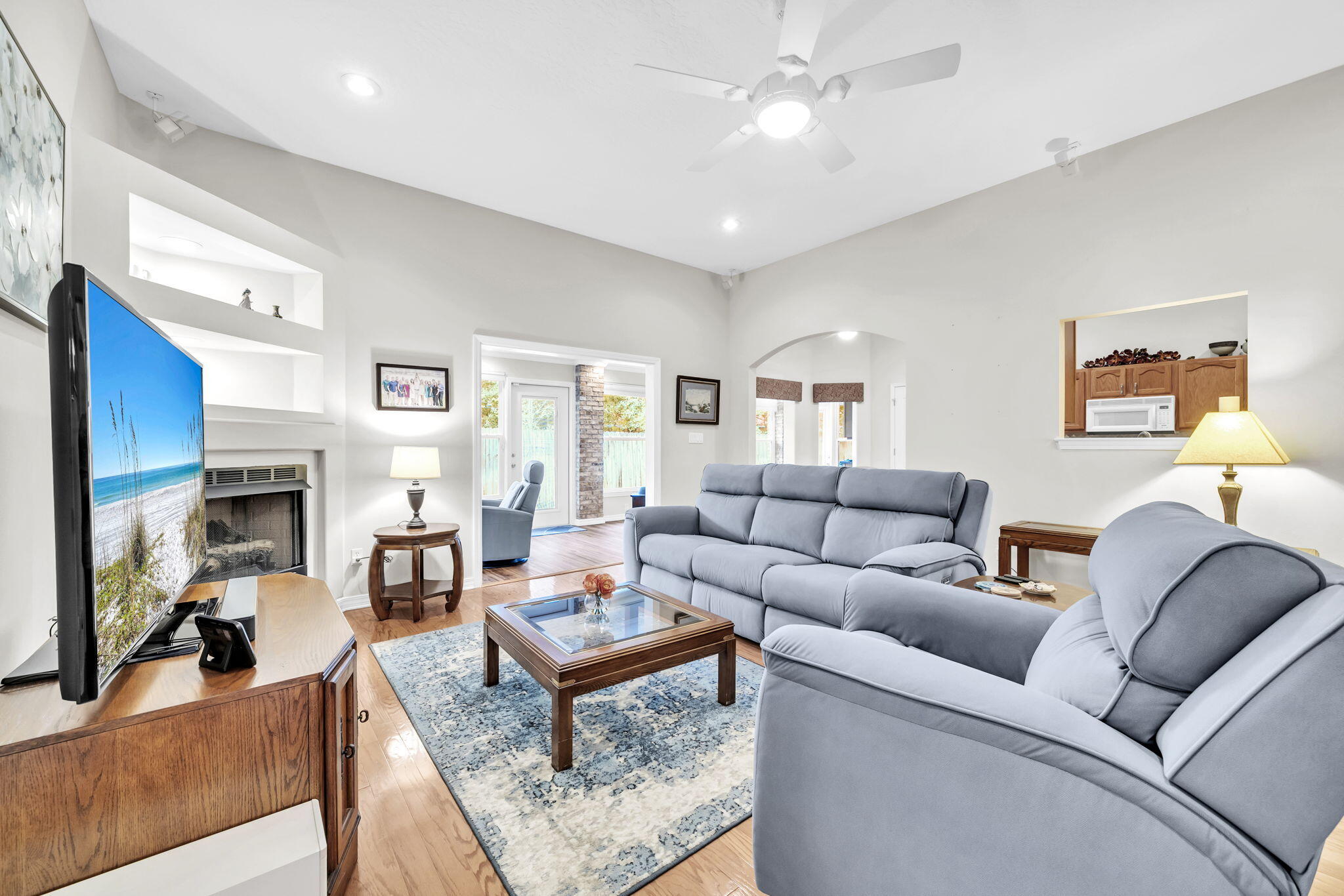 BRIDGEPORT COLONY - Residential