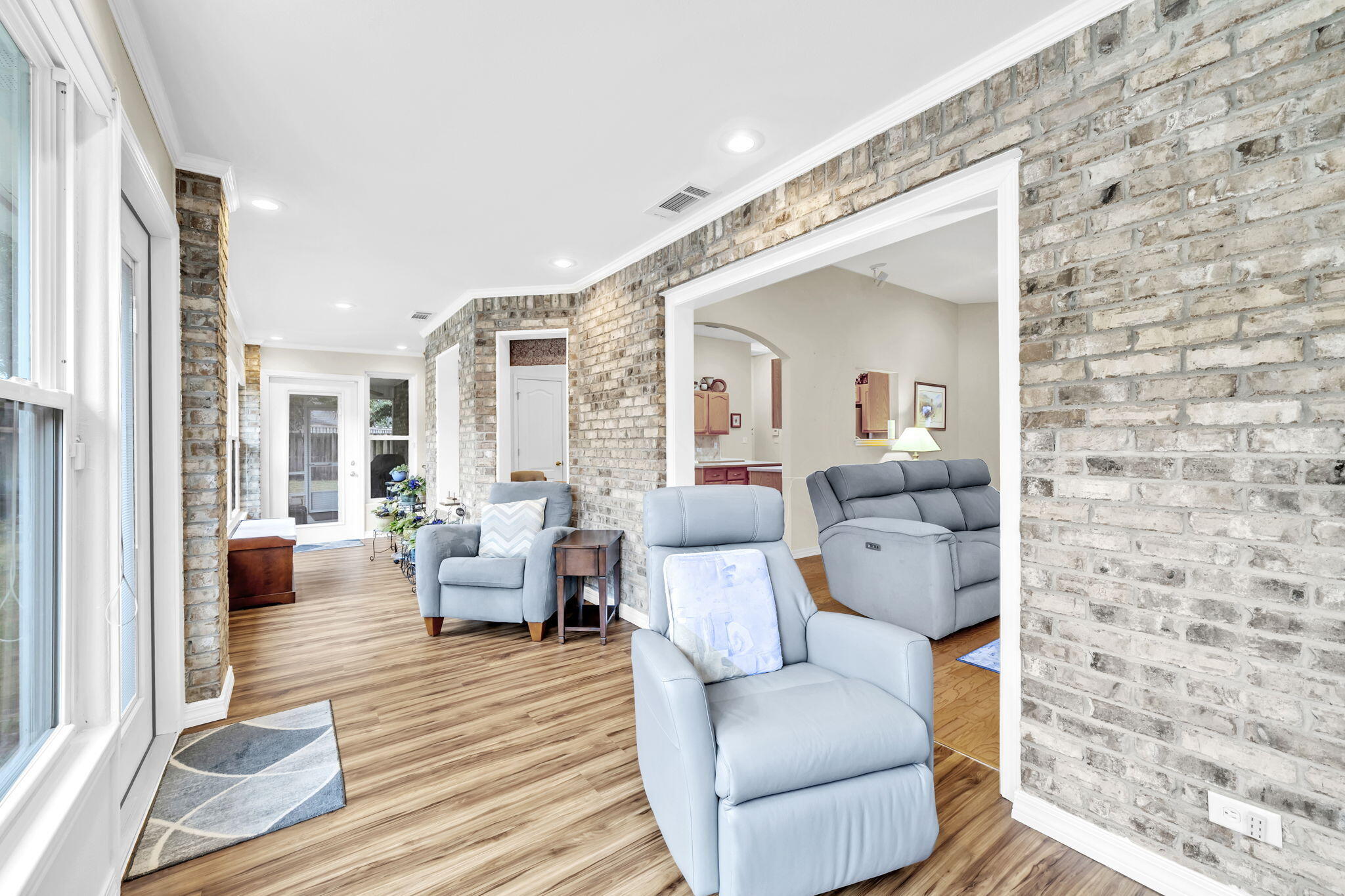 BRIDGEPORT COLONY - Residential