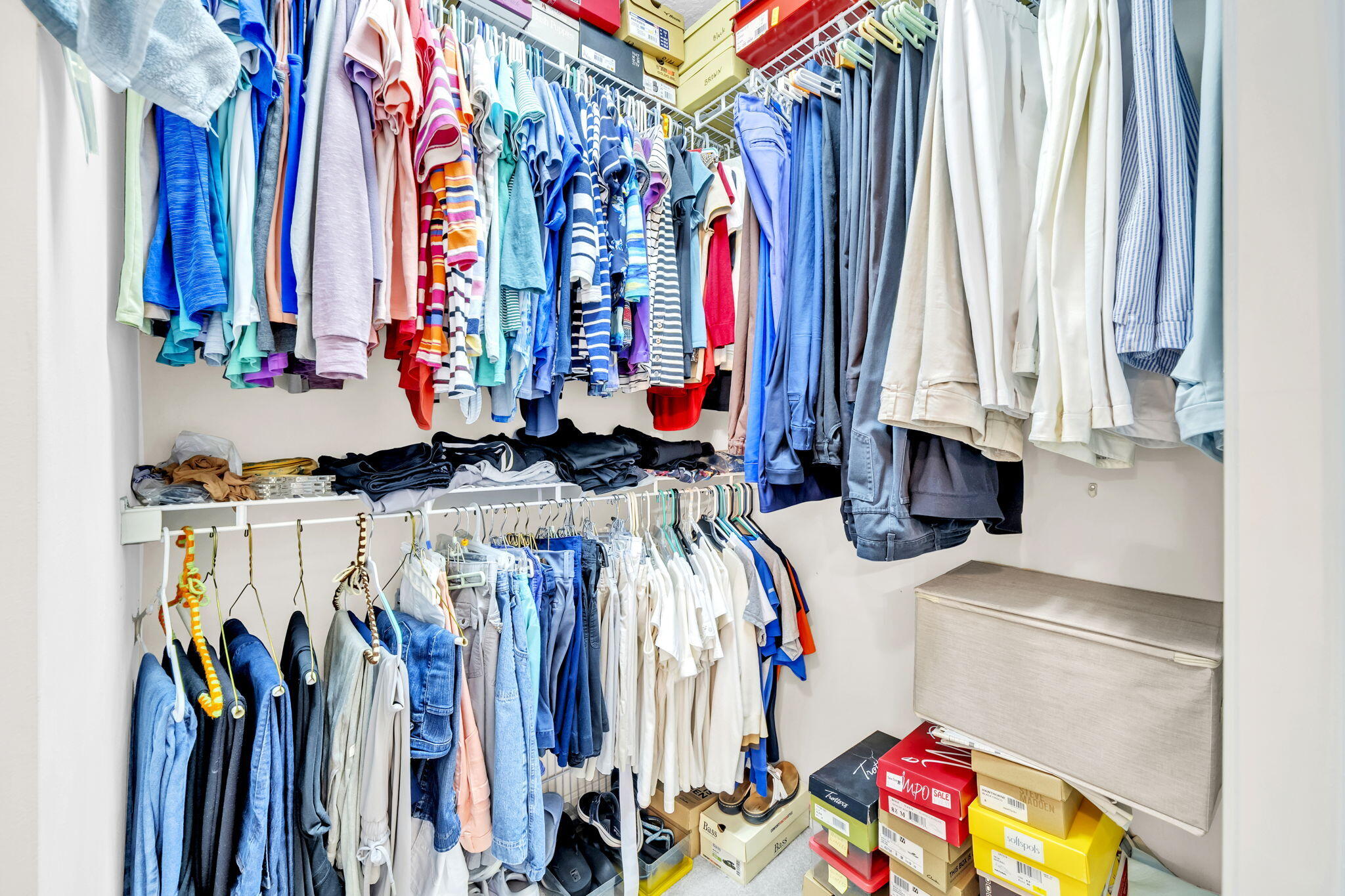 BRIDGEPORT COLONY - Residential