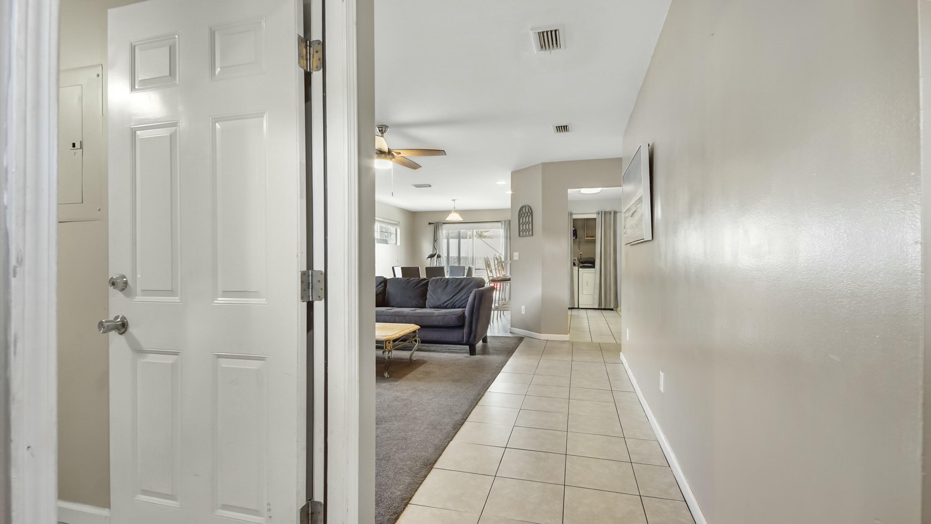 RIVIERA BEACH - Residential