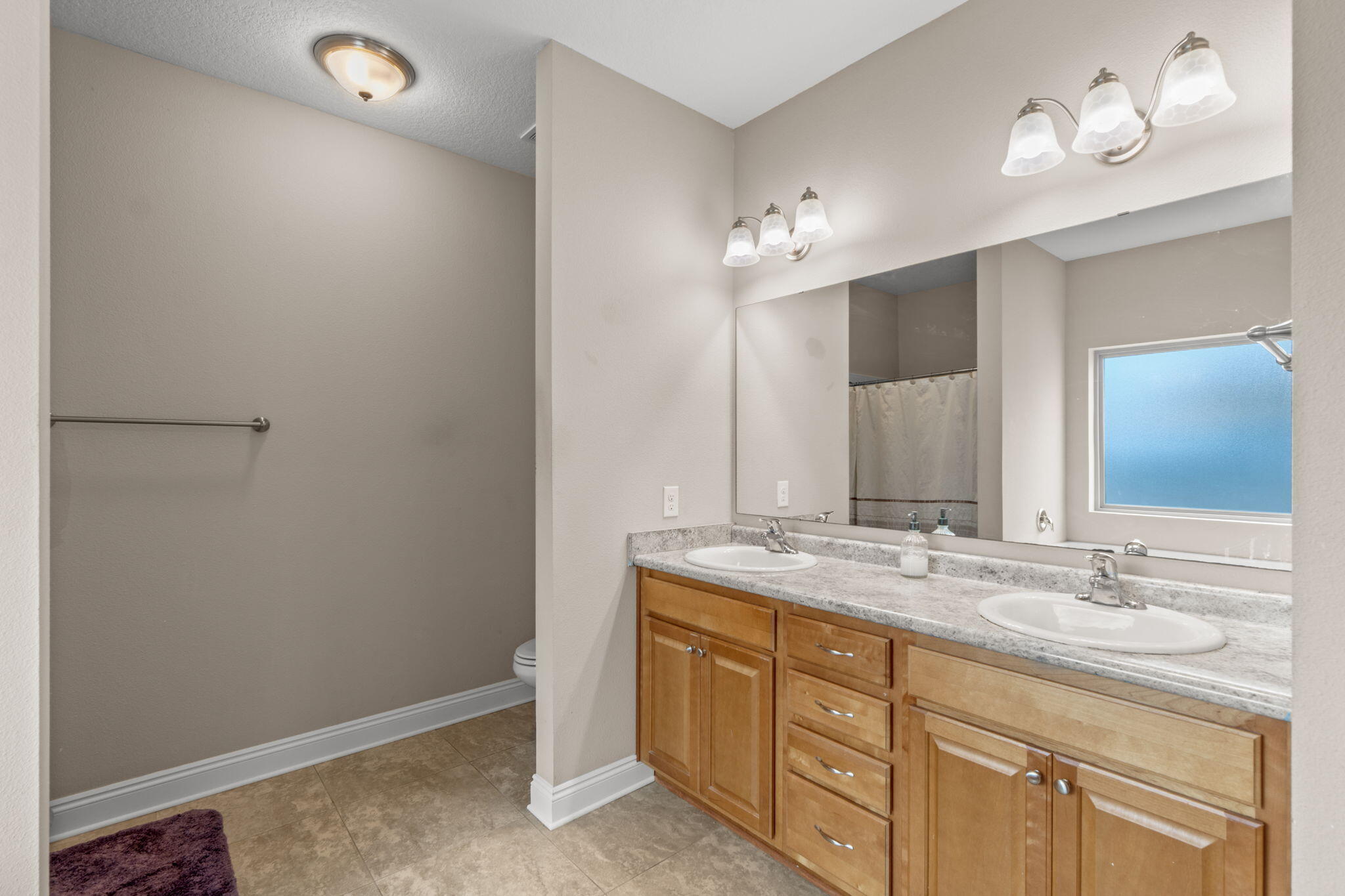 RIVERVIEW ESTATES - Residential