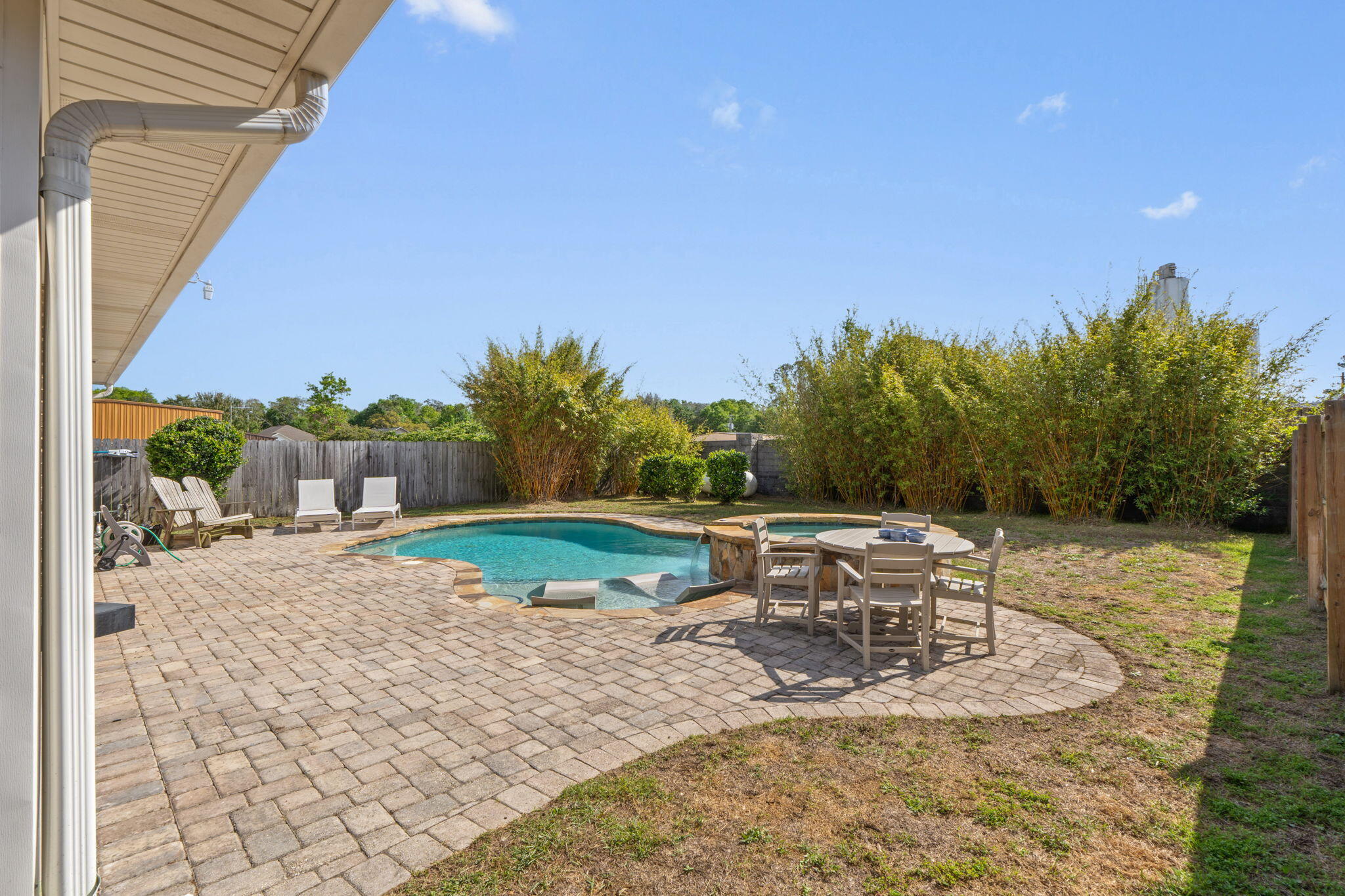 RIVERVIEW ESTATES - Residential