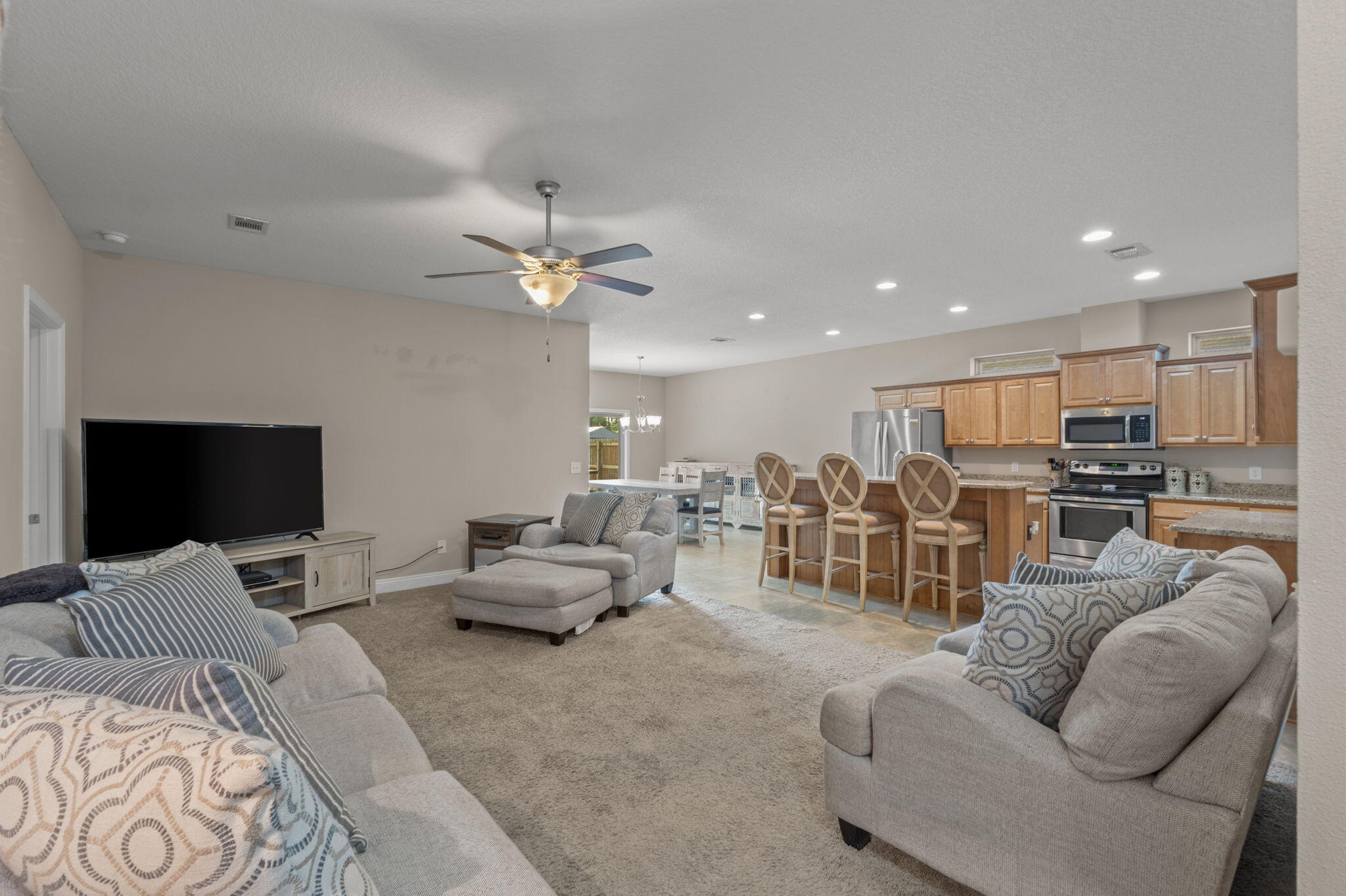 RIVERVIEW ESTATES - Residential