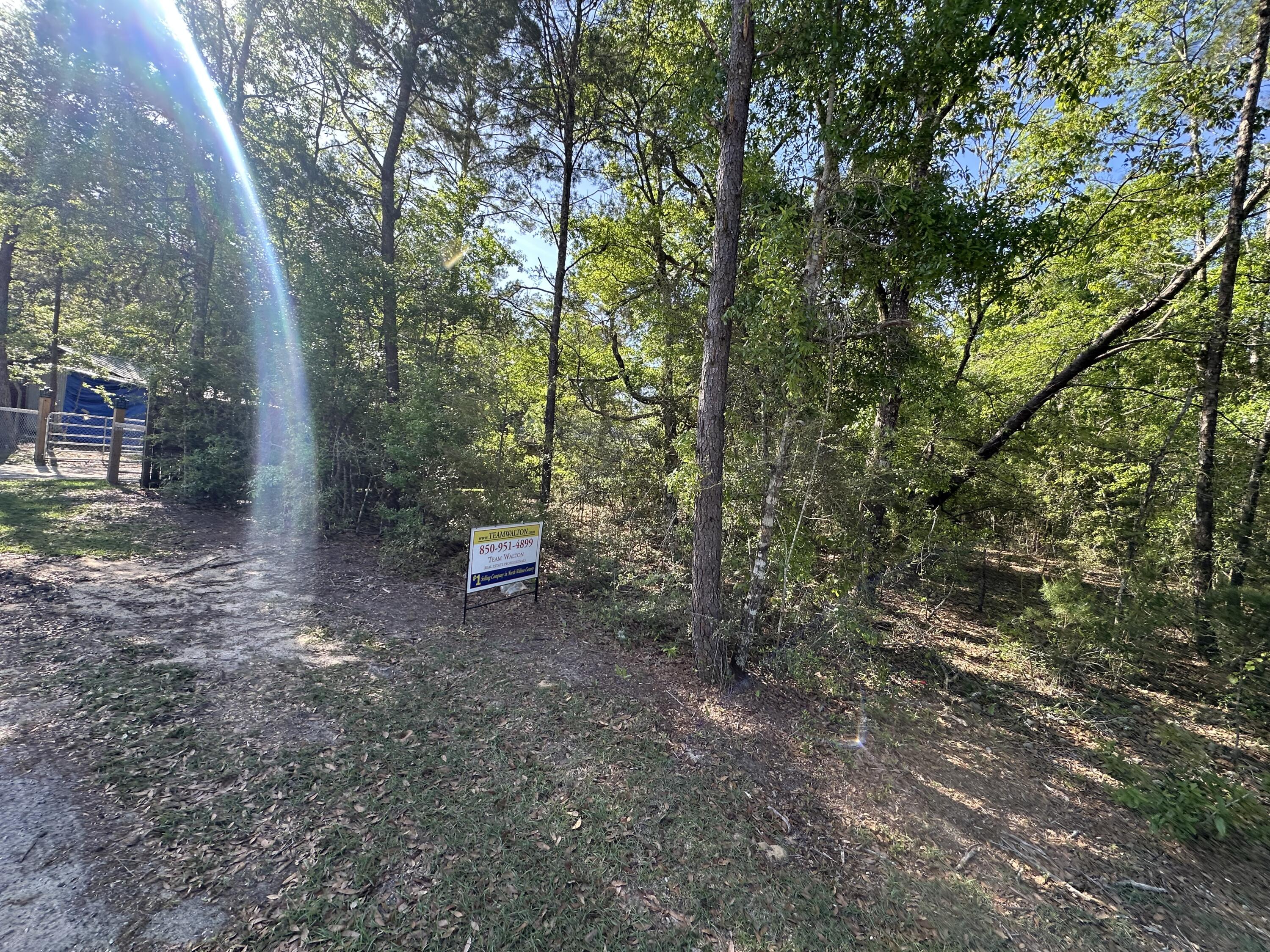 OAKWOOD LAKES ESTATES - Land