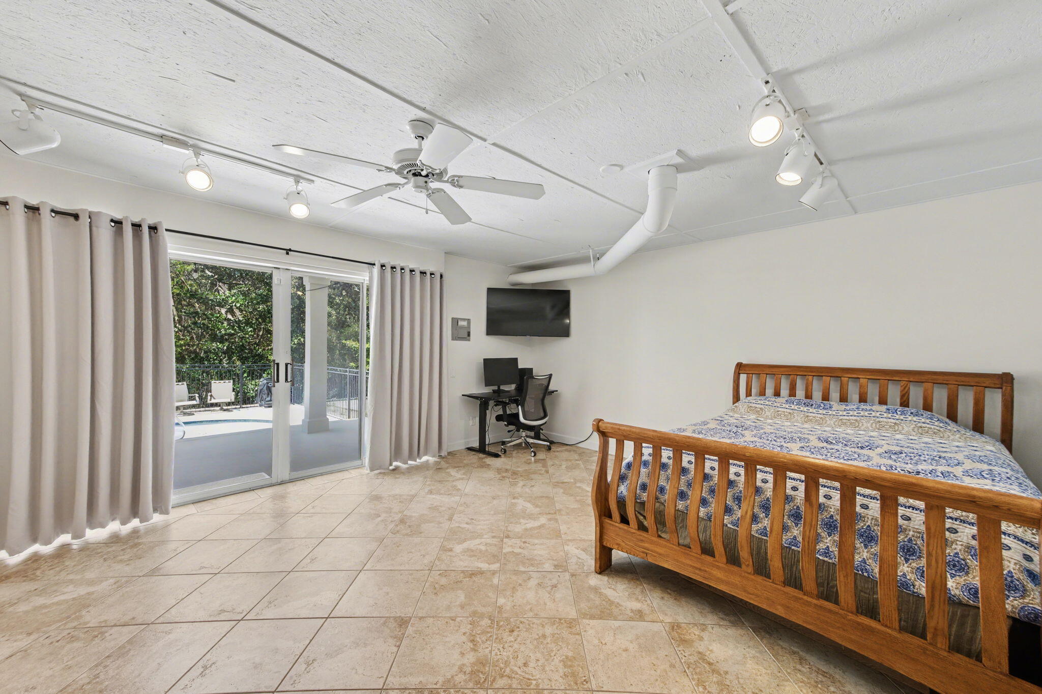 ROCKY BAYOU ESTATES 07 - Residential