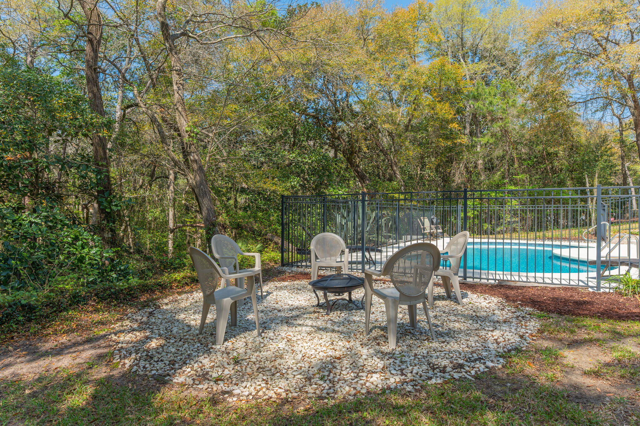 ROCKY BAYOU ESTATES 07 - Residential