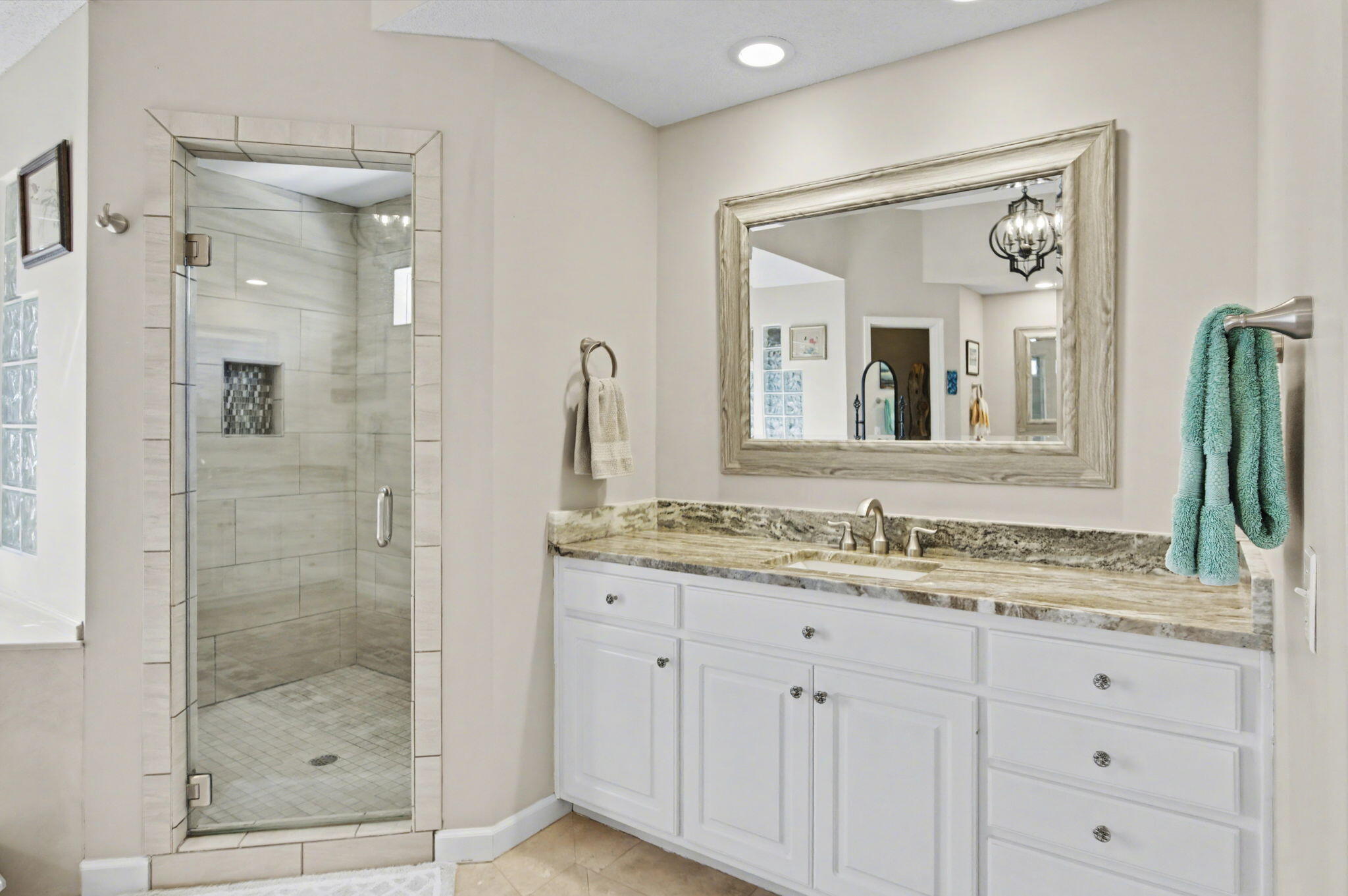 ROCKY BAYOU ESTATES 07 - Residential