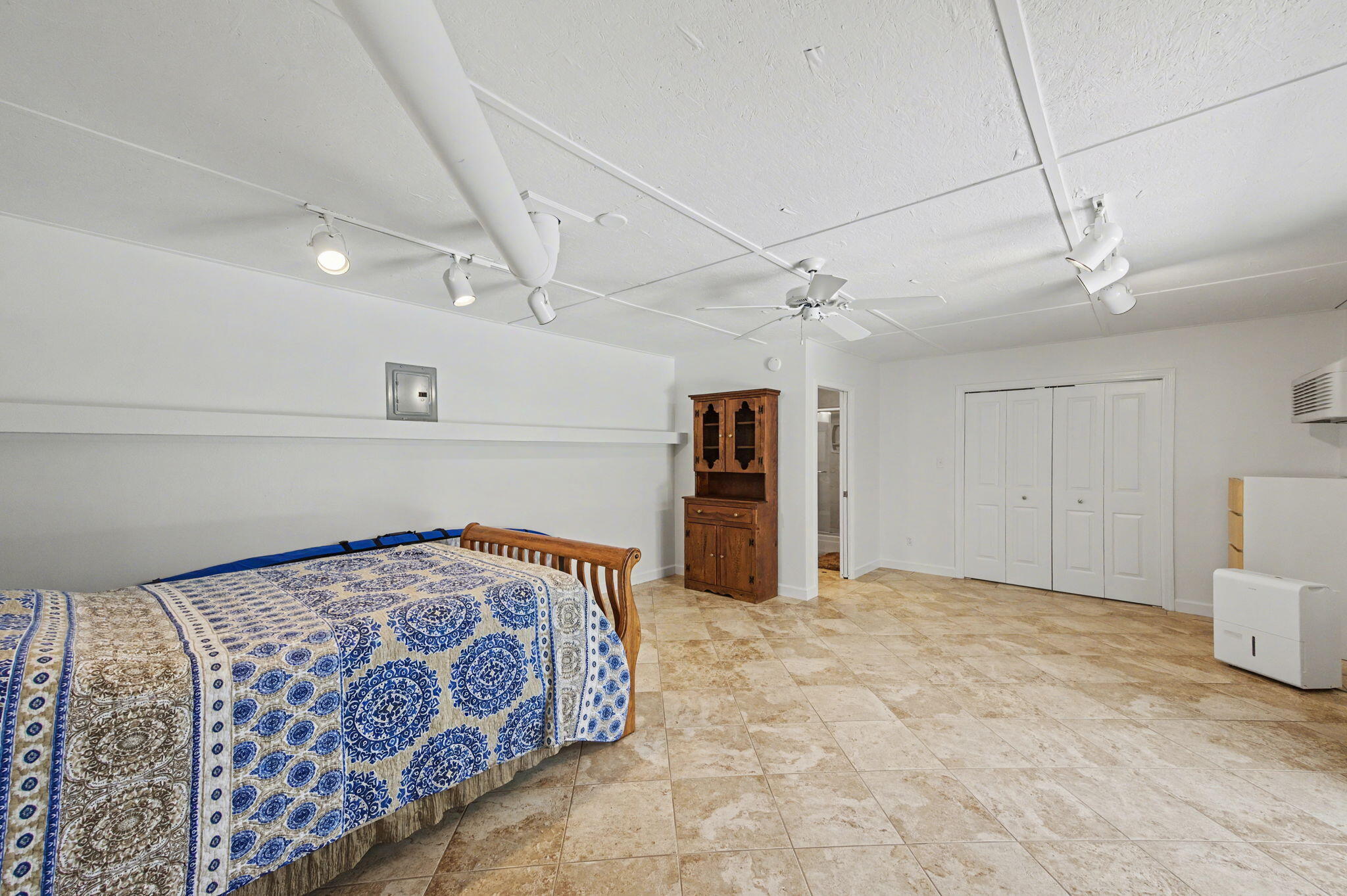 ROCKY BAYOU ESTATES 07 - Residential