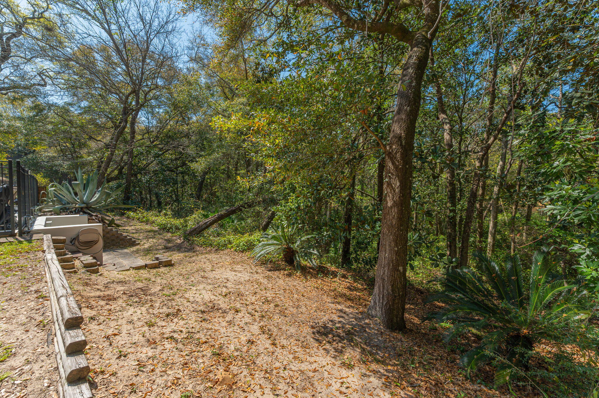 ROCKY BAYOU ESTATES 07 - Residential