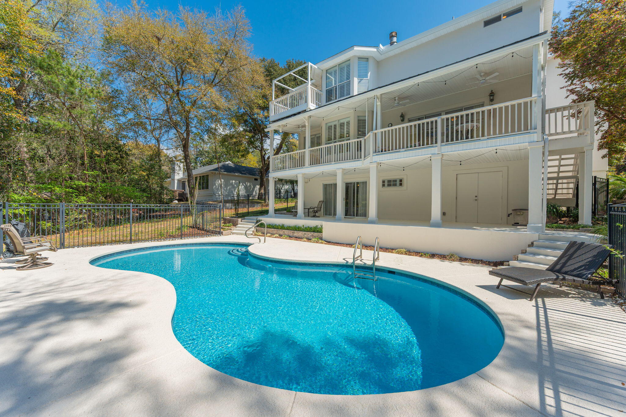 ROCKY BAYOU ESTATES 07 - Residential