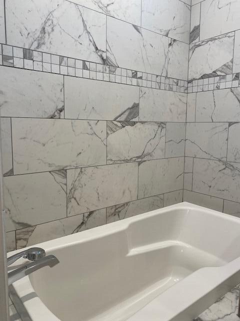 LIGHTHOUSE POINTE - Residential