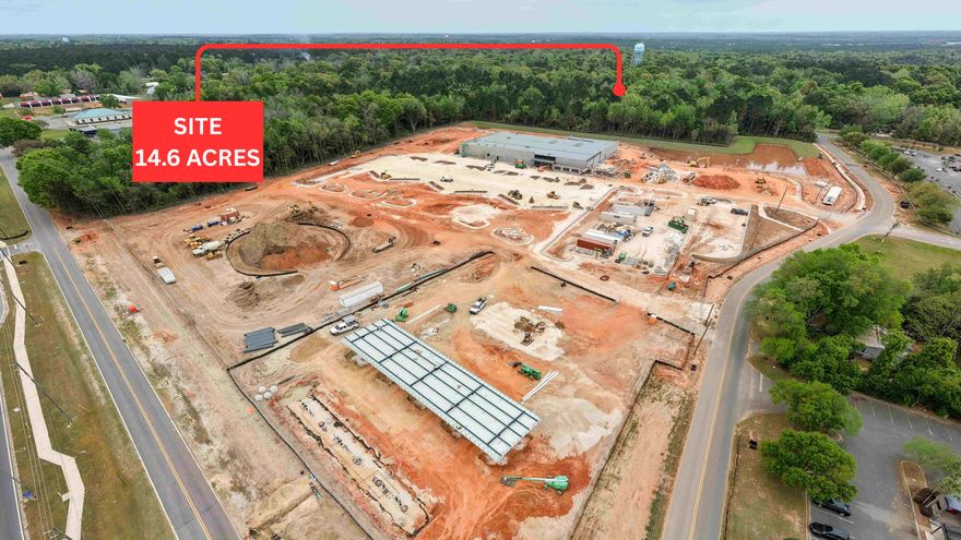 This 14.6 acre site comes with a DO in hand for 287 units in one of Florida's fastest growing municipalities. The property offers exceptional visibility and adjacency to national retailers, including a brand-new Neighborhood Walmart directly next door. Just north lies Crestview High School, ensuring excellent access to education for families. To the south is the transformative Shoal River Ranch Gigasite. There is also a new traffic light that will be installed at the intersection of Richbourg and Highway 85.