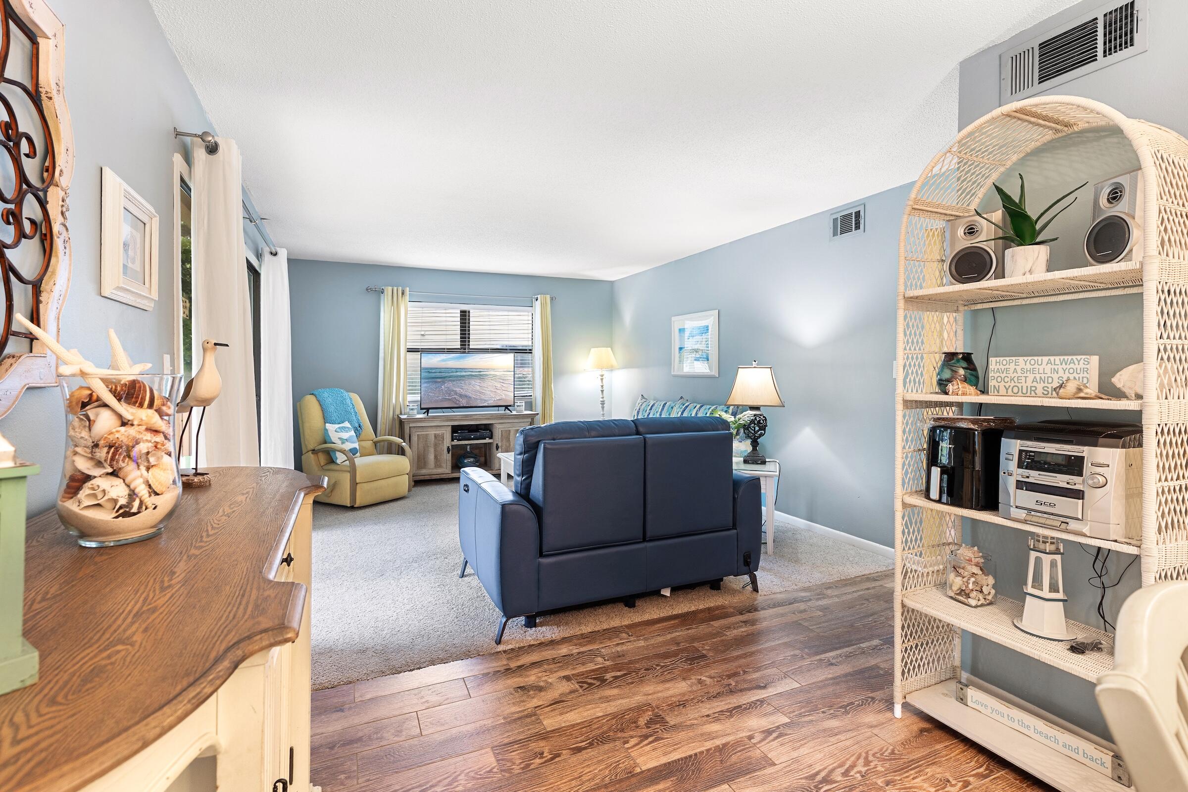 24 Breakwater Bay 7E