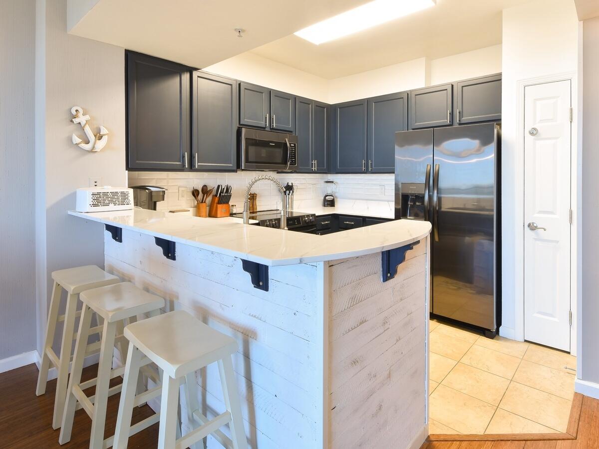 4207 Indian Bayou Trail 2906