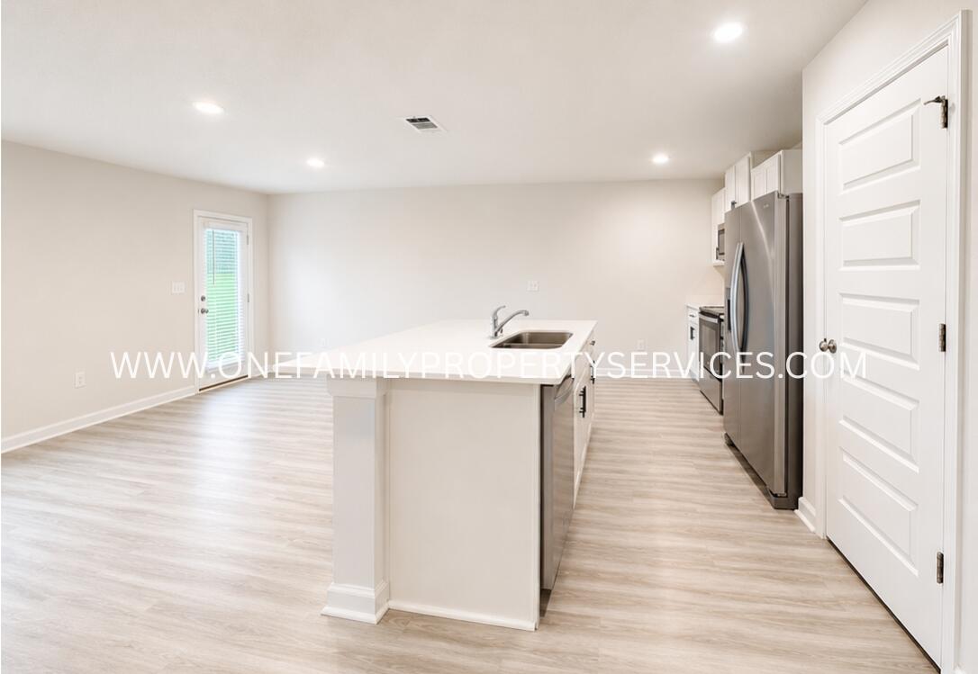 Silver Lake Village - Residential Lease