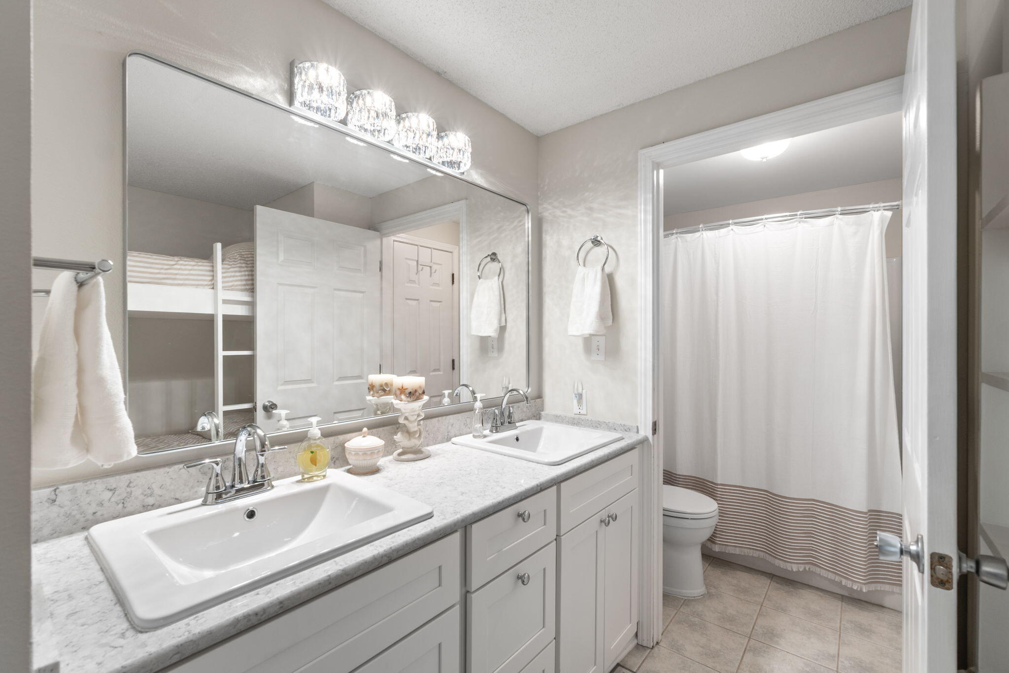 SANDPIPER COVE - Residential