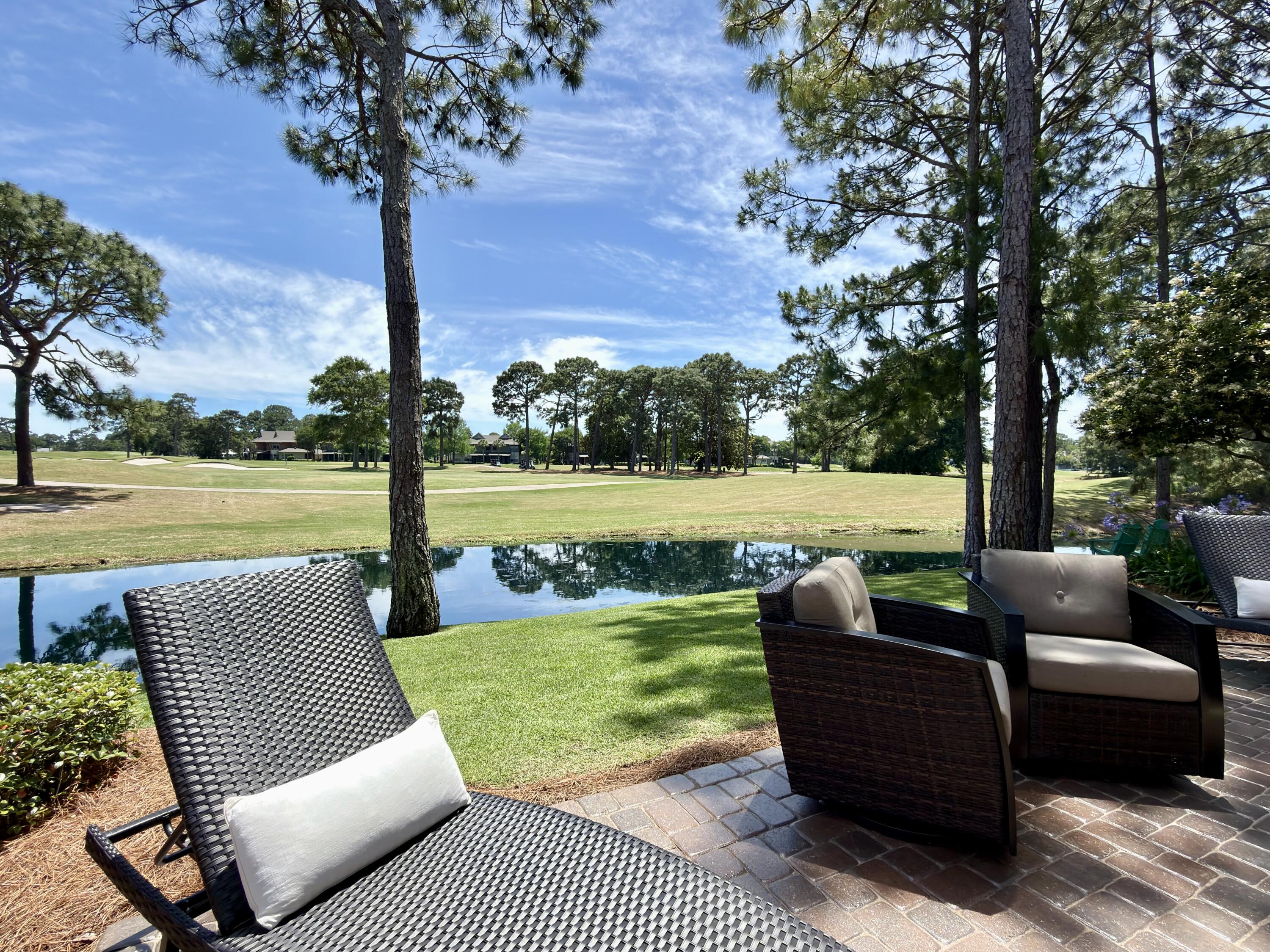 VILLA LAGO - Residential