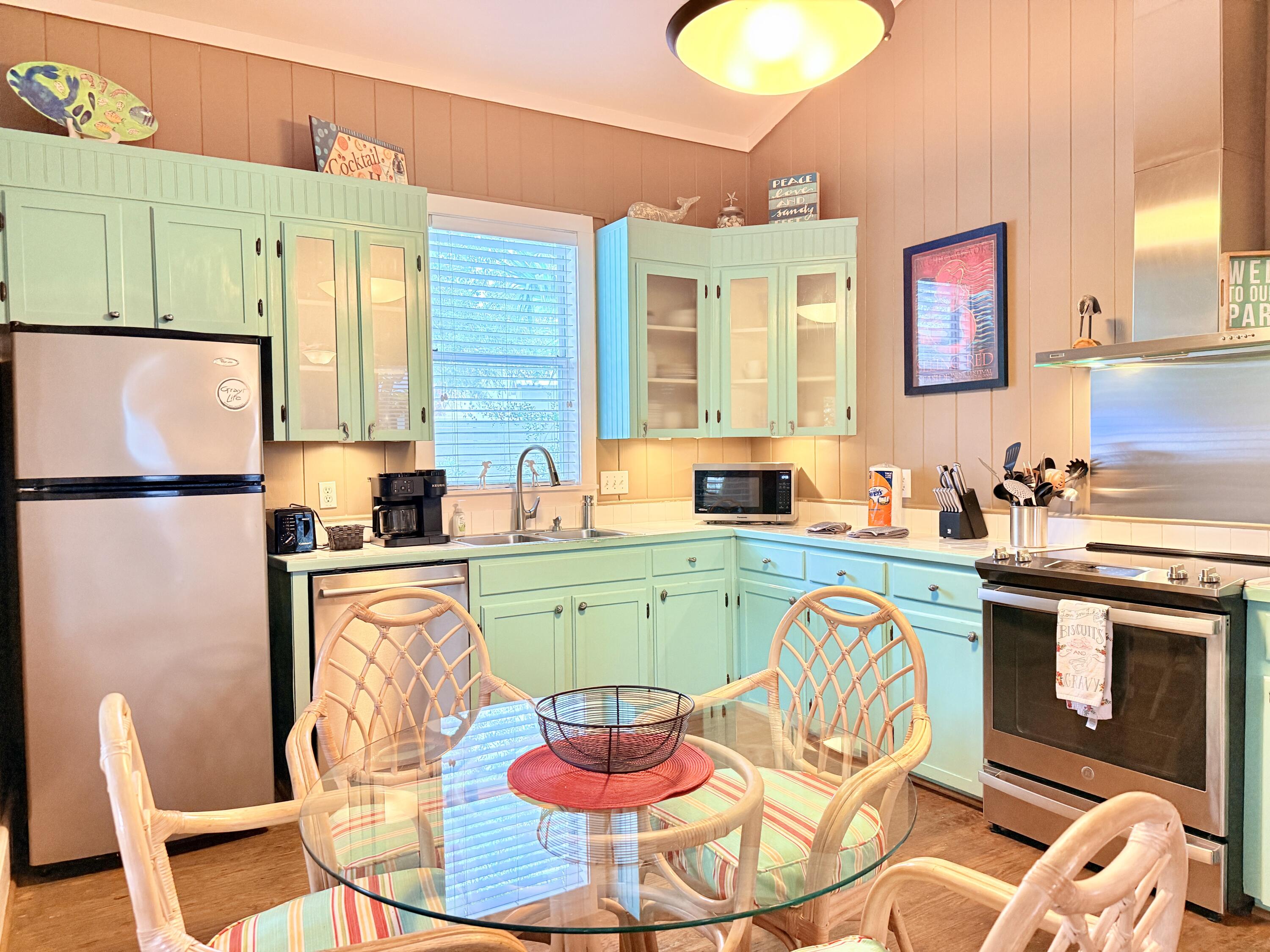 404 Defuniak Street
