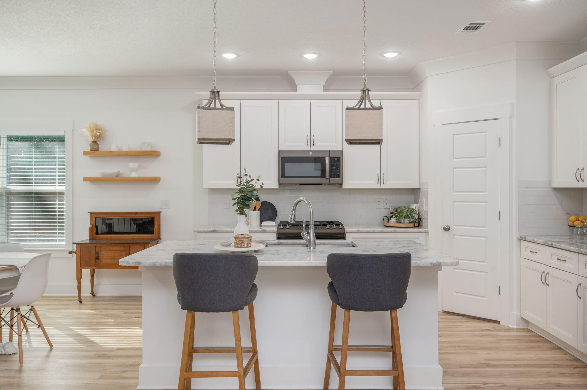 FOX VALLEY PH 3-A - Residential Lease