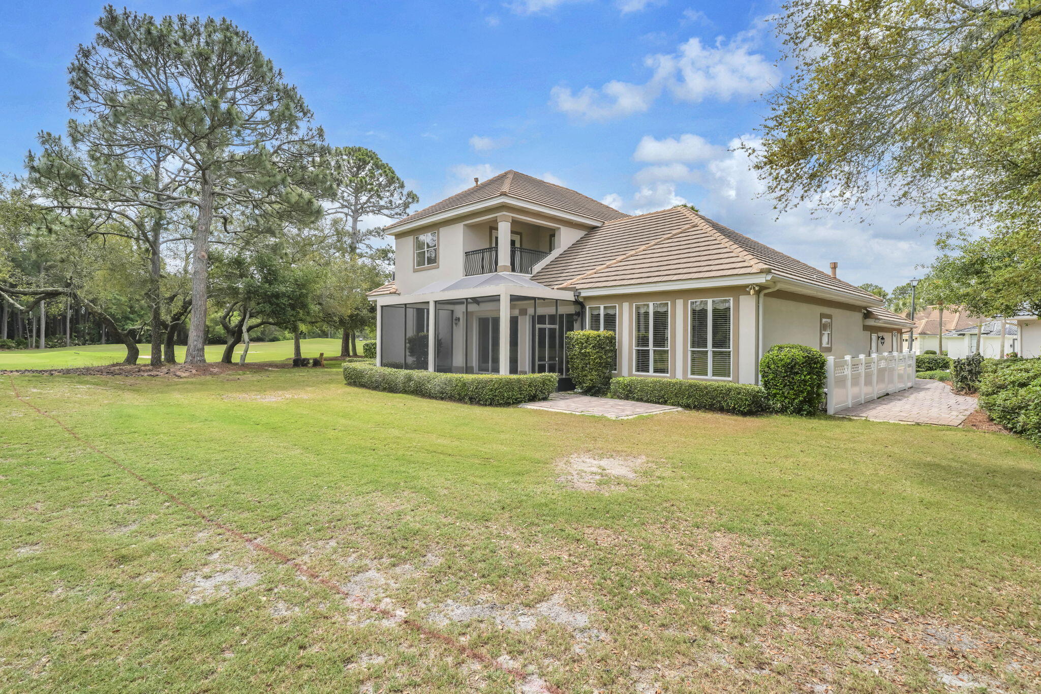 EMERALD BAY PH 1-B - Residential