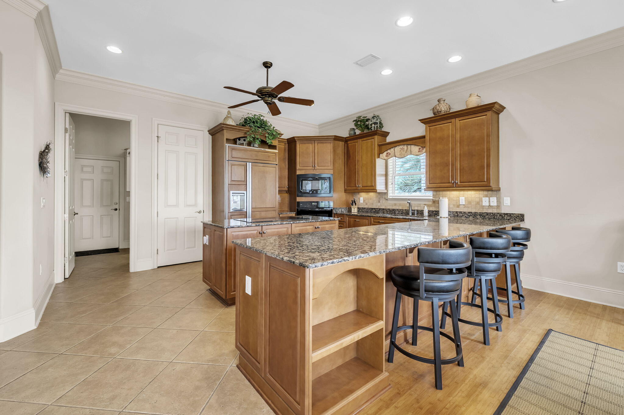 EMERALD BAY PH 1-B - Residential