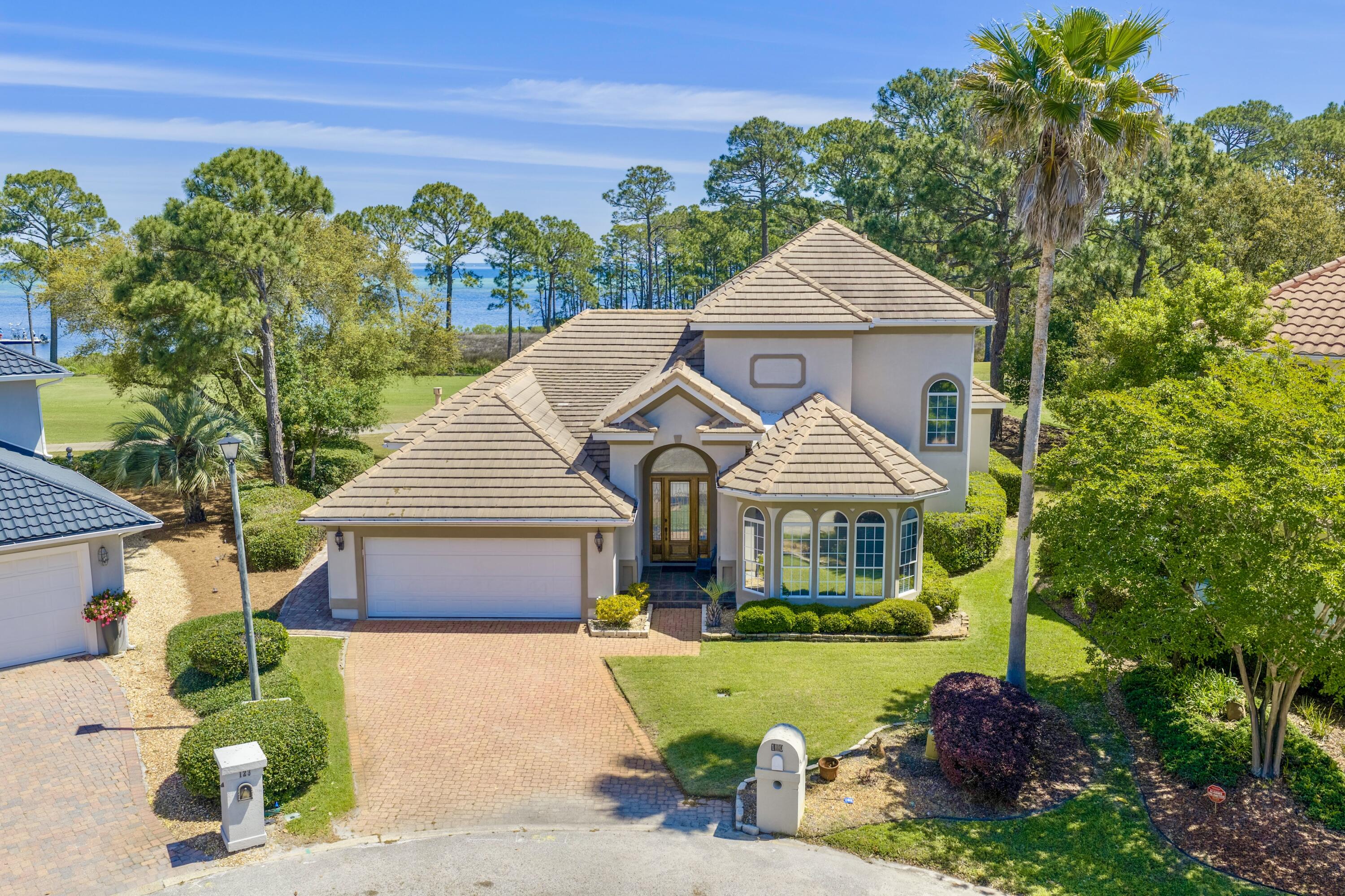 EMERALD BAY PH 1-B - Residential