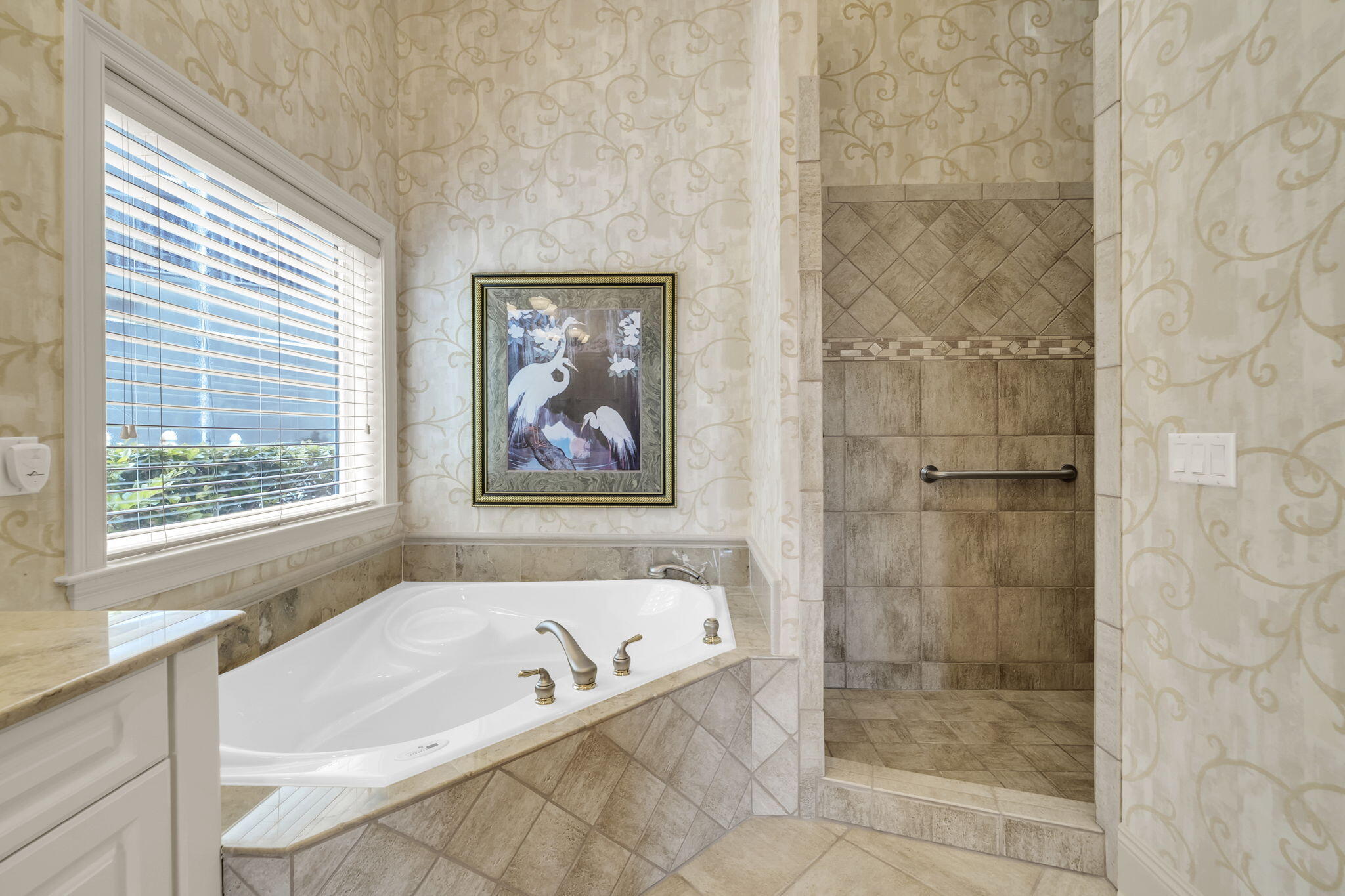 EMERALD BAY PH 1-B - Residential