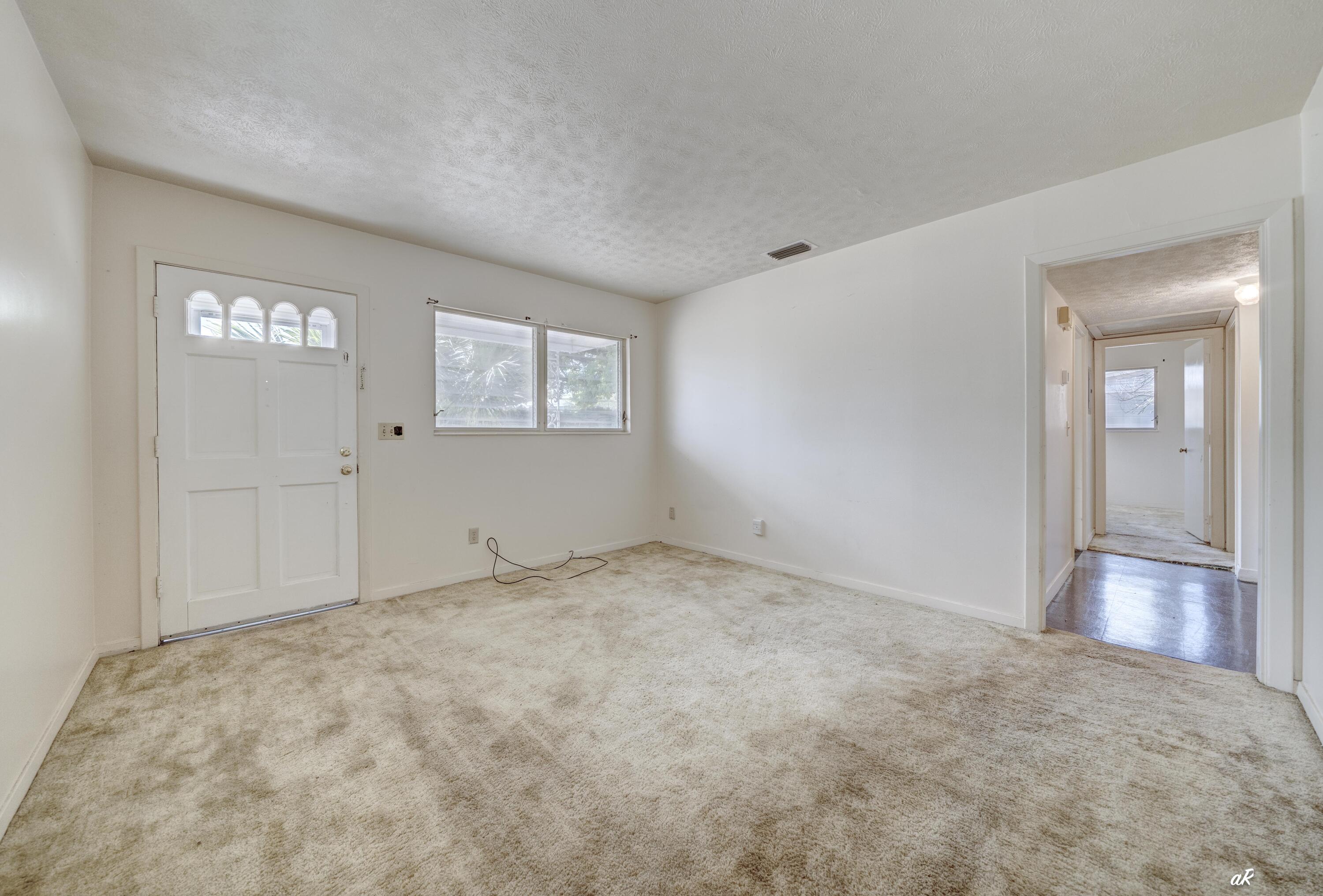 EDGEWOOD - Residential