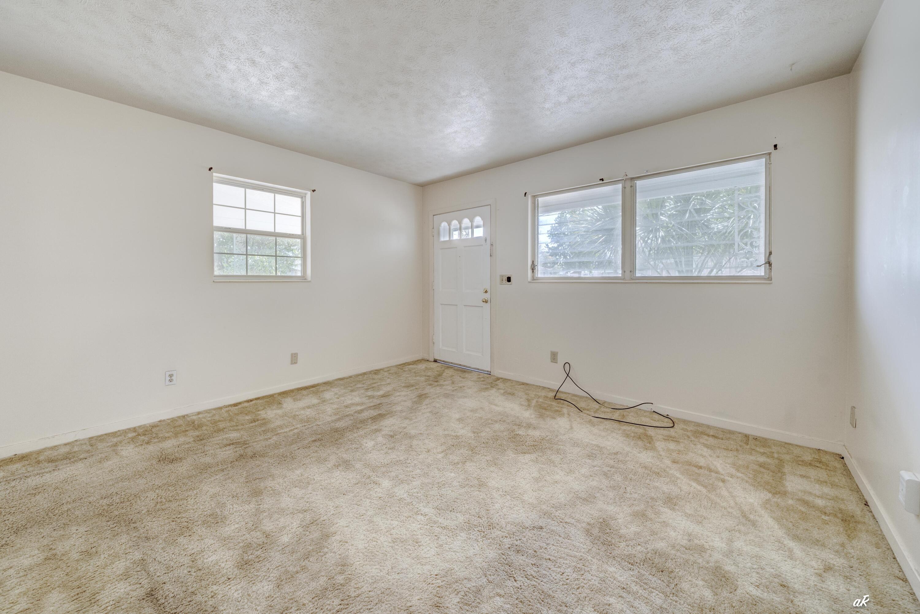 EDGEWOOD - Residential