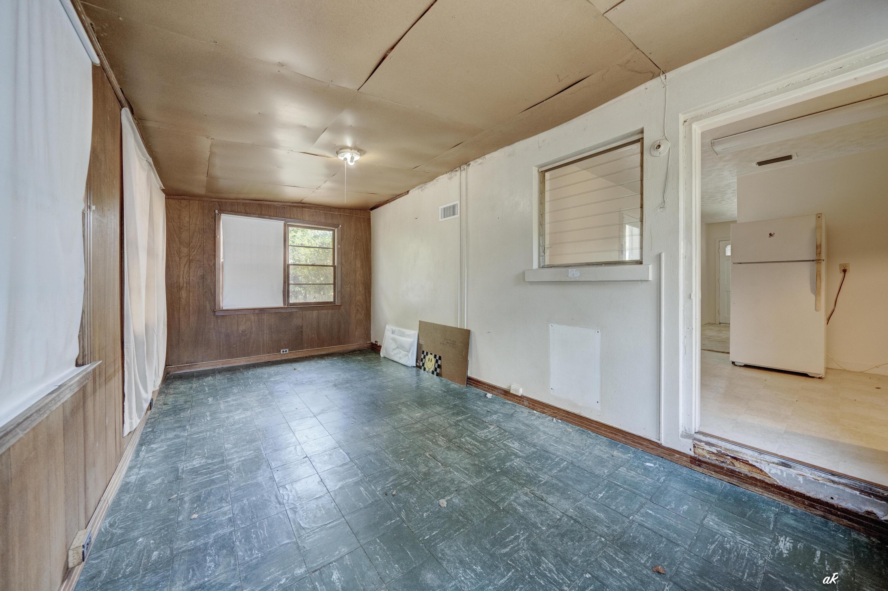 EDGEWOOD - Residential