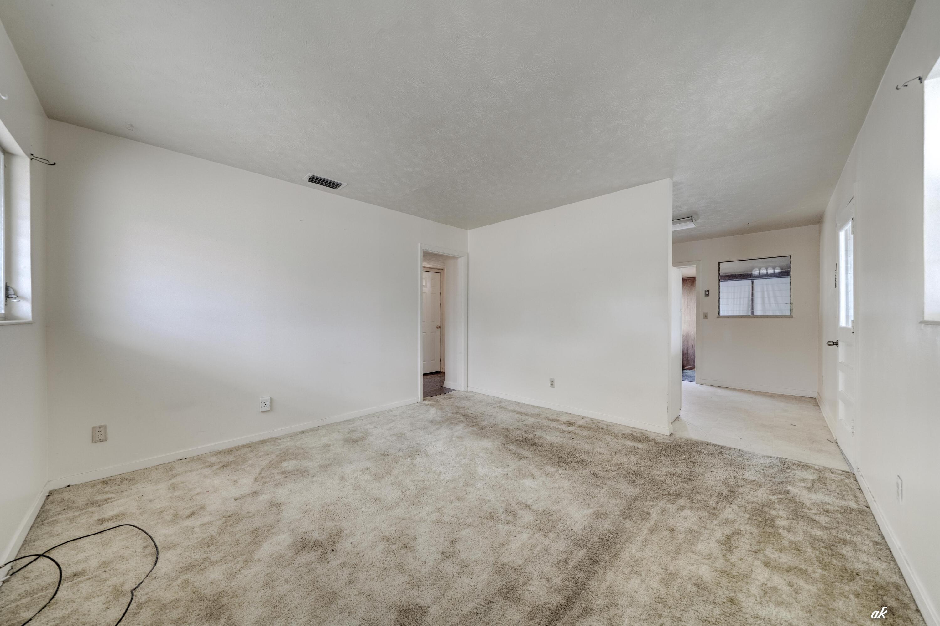 EDGEWOOD - Residential