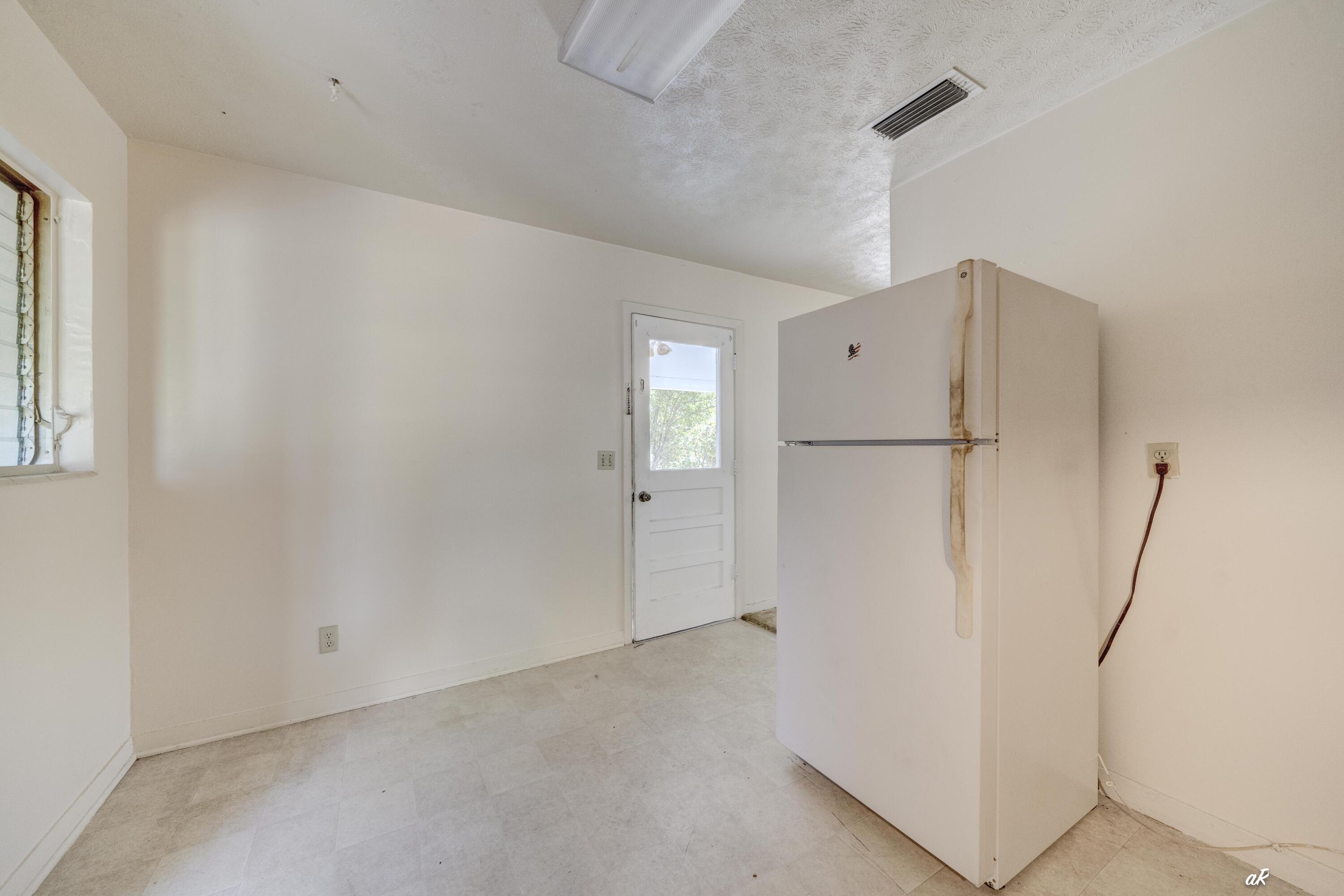 EDGEWOOD - Residential