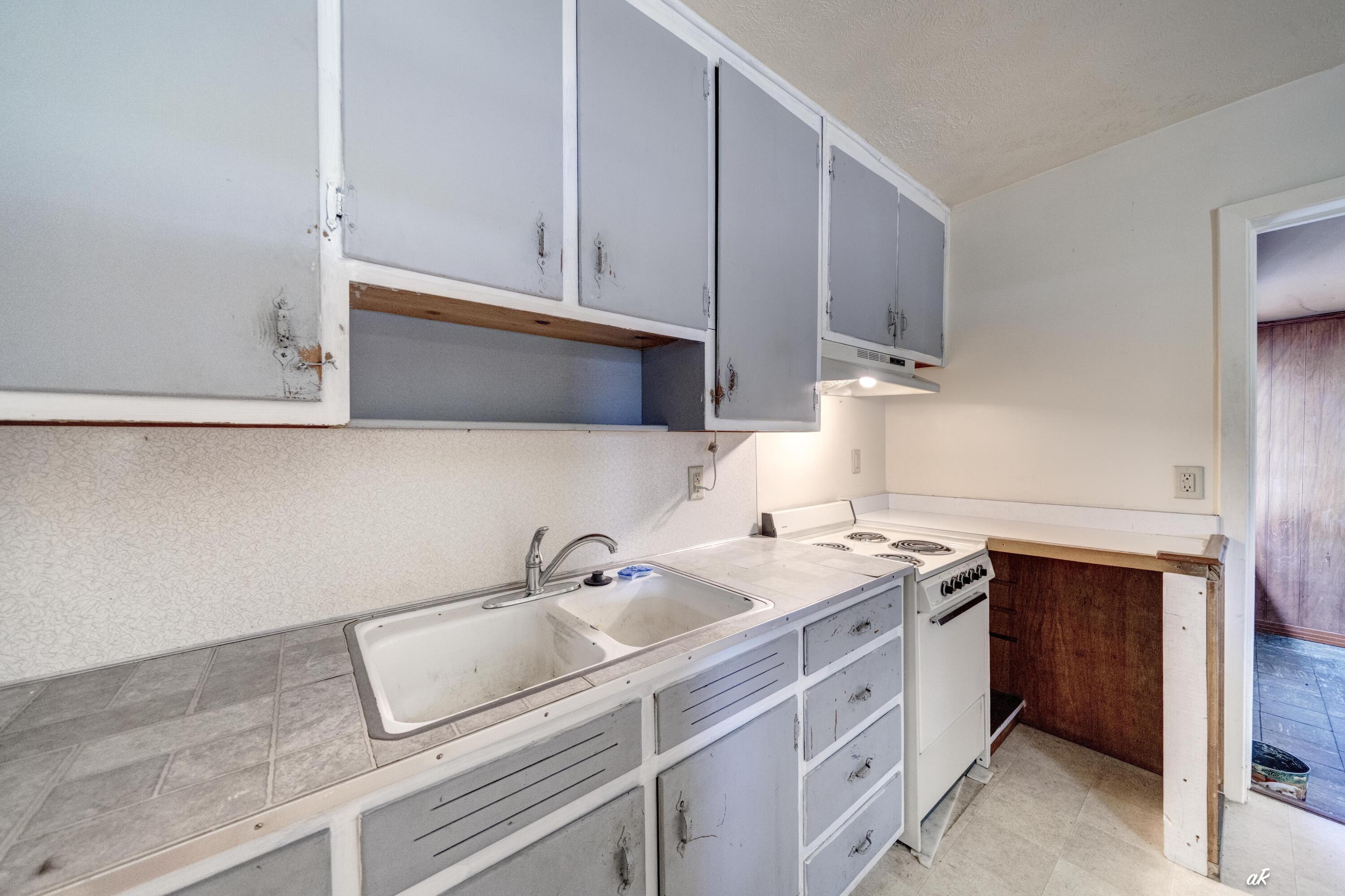 EDGEWOOD - Residential