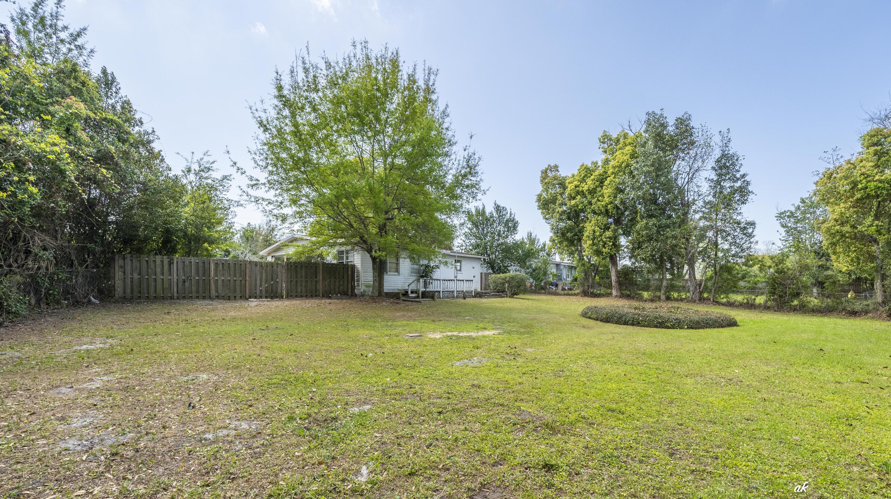 EDGEWOOD - Residential