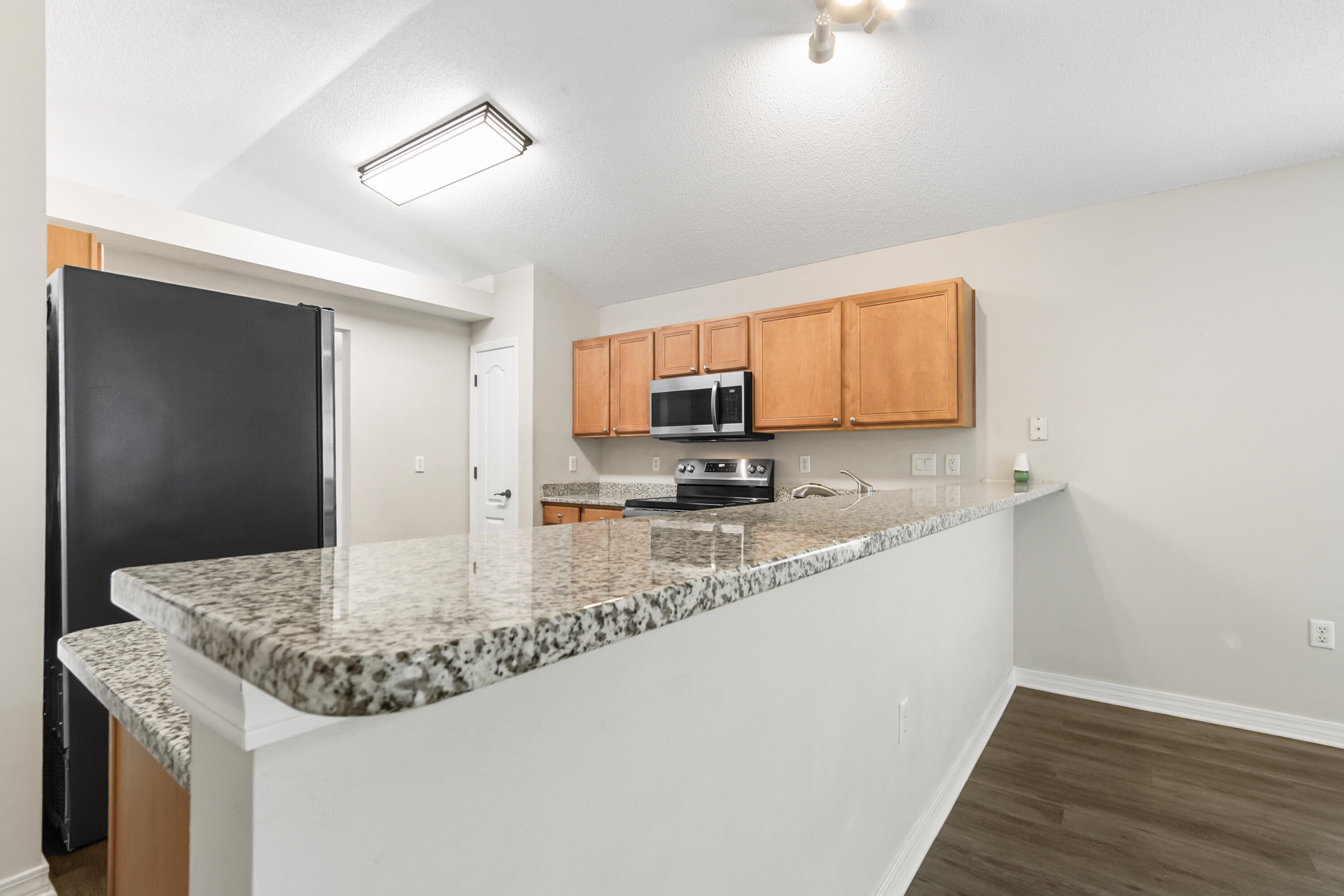 EMERALD LAKES PH 3 - Residential