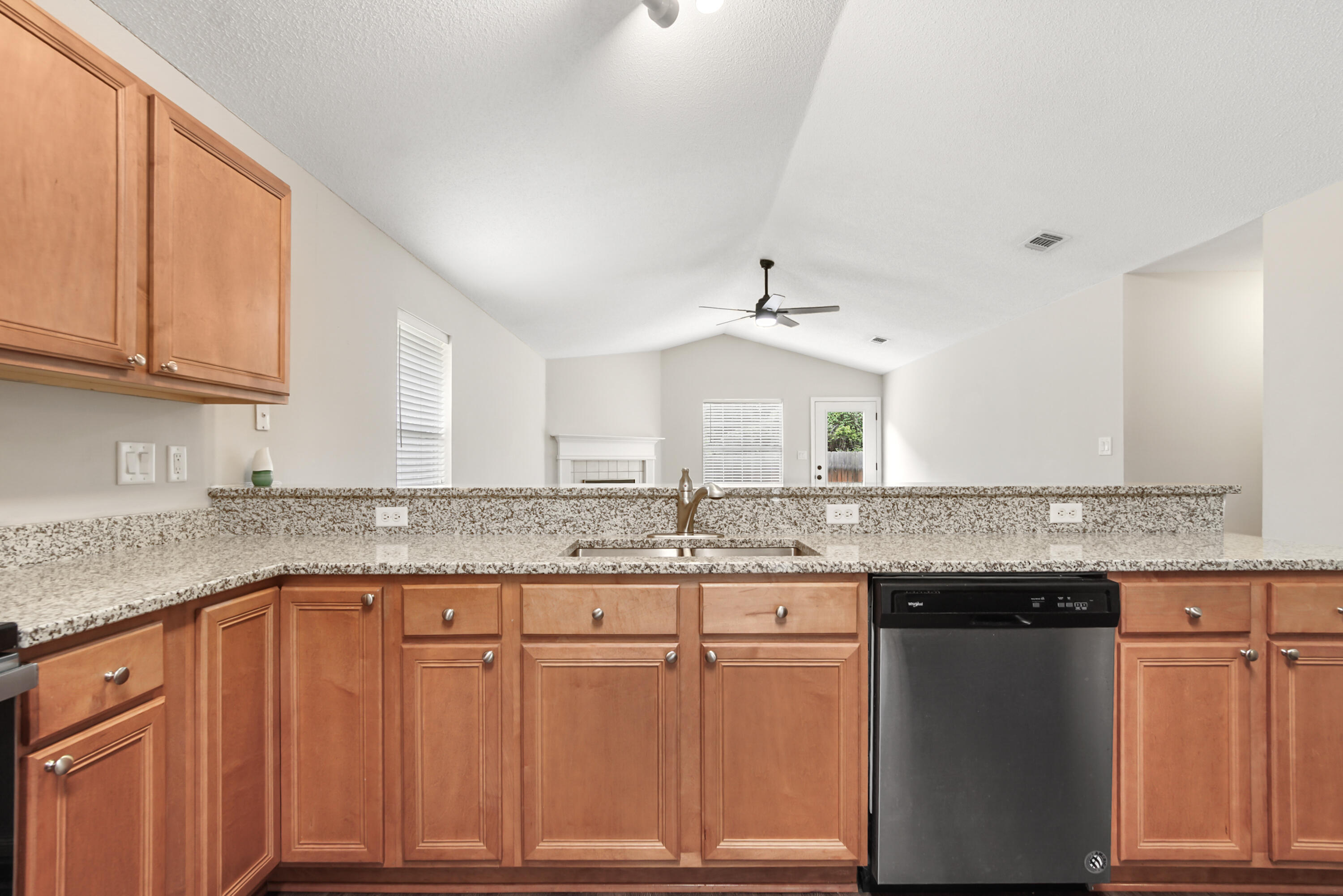 EMERALD LAKES PH 3 - Residential