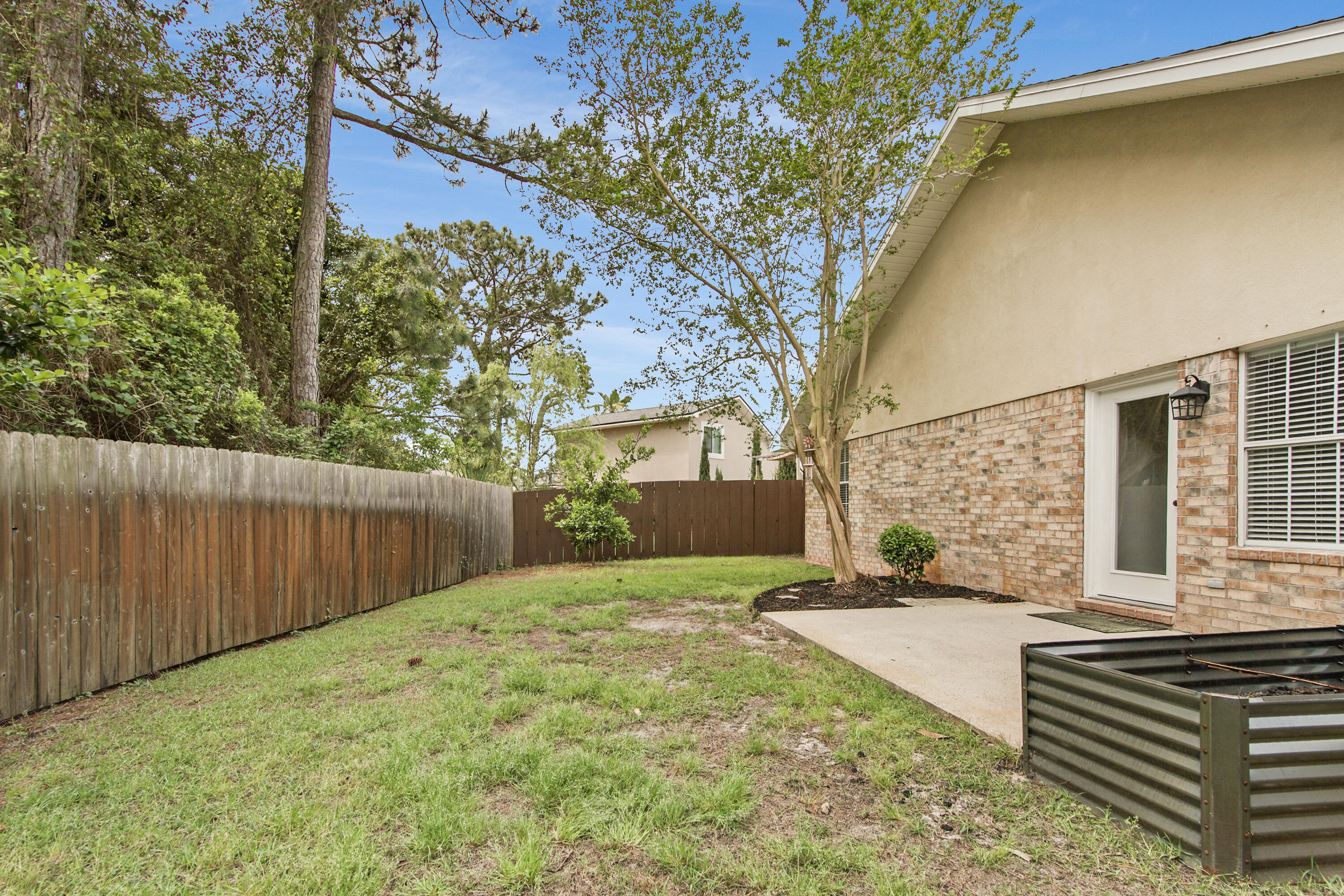 EMERALD LAKES PH 3 - Residential