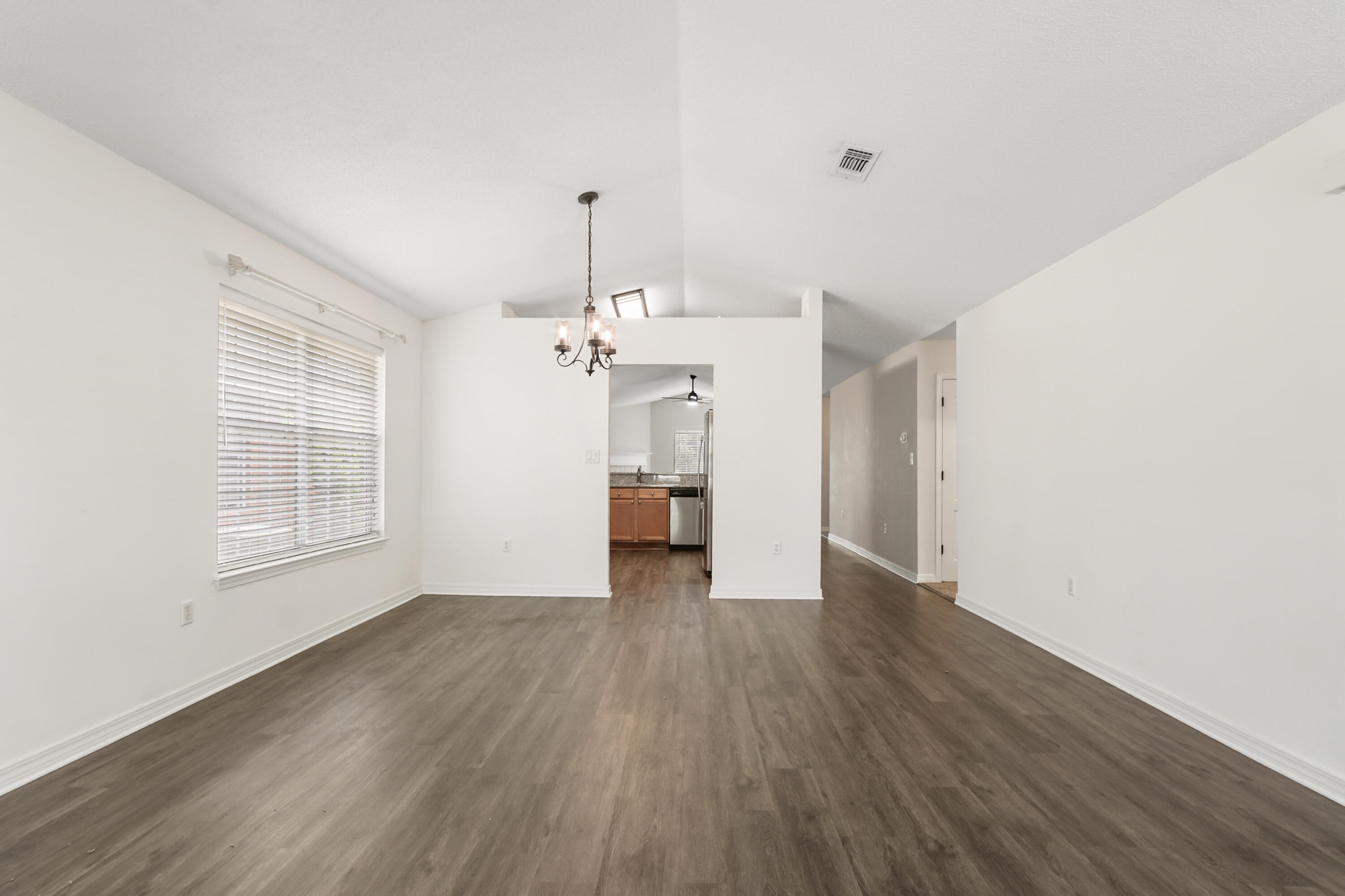 EMERALD LAKES PH 3 - Residential