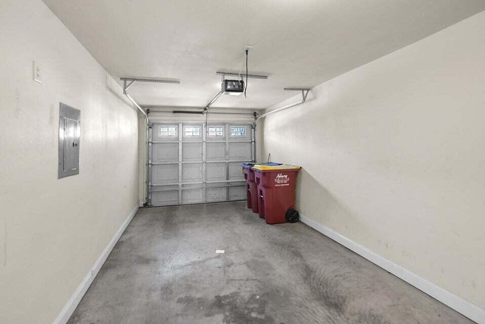 EAGLES LANDING S/D - Residential Lease