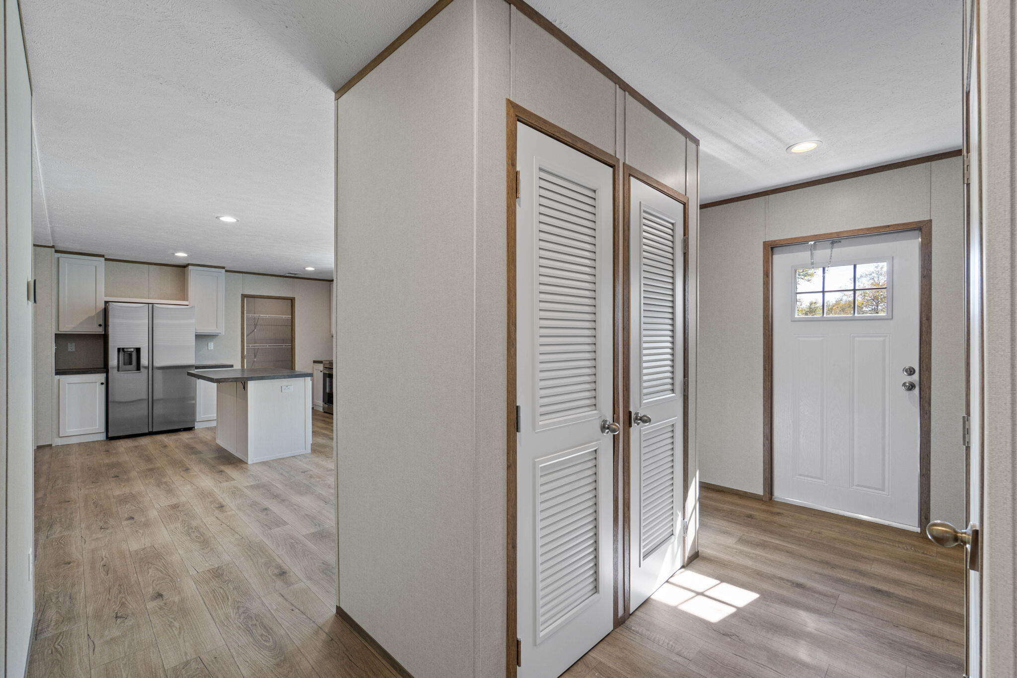 OAKWOOD LAKES ESTATES - Residential