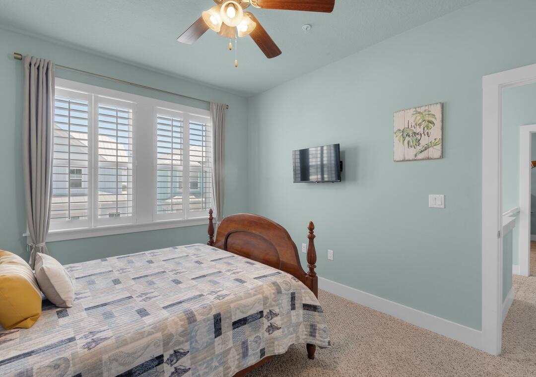 BY THE SEA - Residential