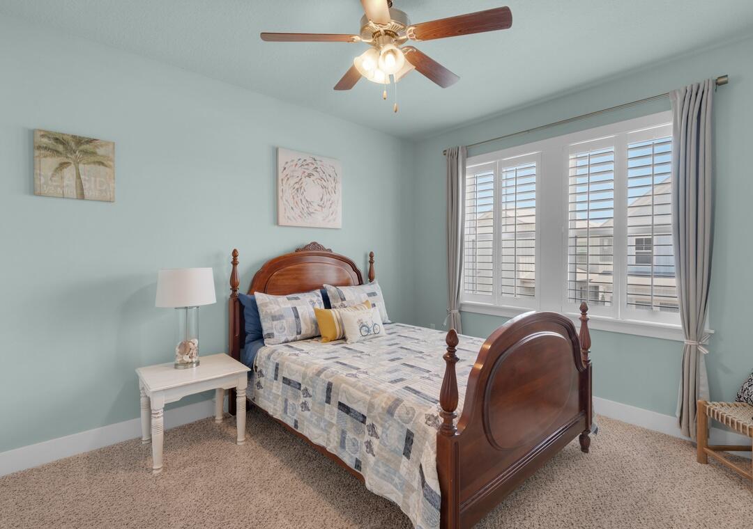 BY THE SEA - Residential