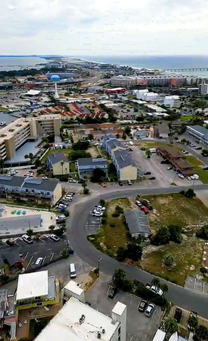 Imagine morning coffee by the bay, afternoons on the boat, and sunset dinners just minutes from the sand. This fully furnished coastal retreat is ideally located near the beach, bay, restaurants, and shopping and includes access to a community dock for easy time on the water.
Comfortably sleeping 6-8 guests and approved for short-term rentals, this property offers exceptional flexibility as a vacation home, second residence, or income-producing investment.
Major updates have already been completed, including hurricane-impact windows (2018), water heater (2021), and HVAC (2013), providing added value and peace of mind.
Conveniently located near Eglin Air Force Base and Hurlburt Field, this move-in ready property combines coastal lifestyle, strong rental potential, and a prime location!