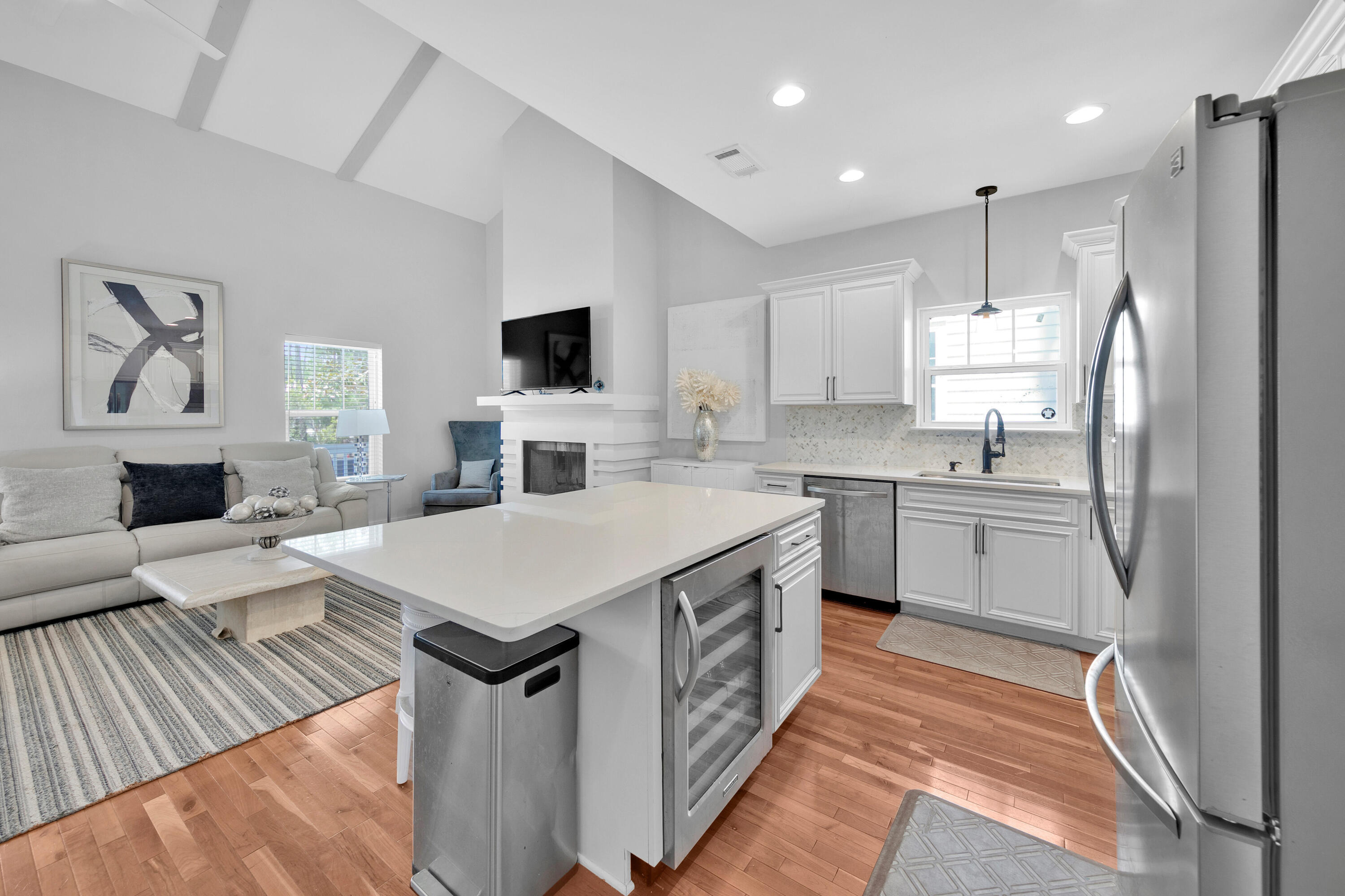 HIDDEN GROVE - Residential