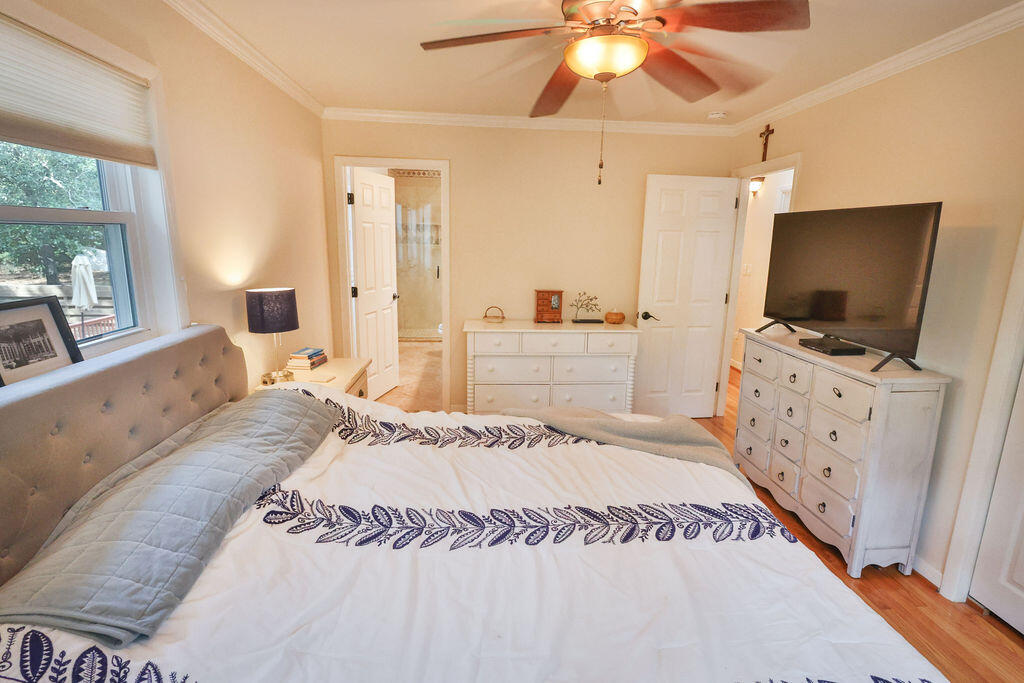 VILLA RUSS PARK S/D LOT 30 BLK 3 - Residential