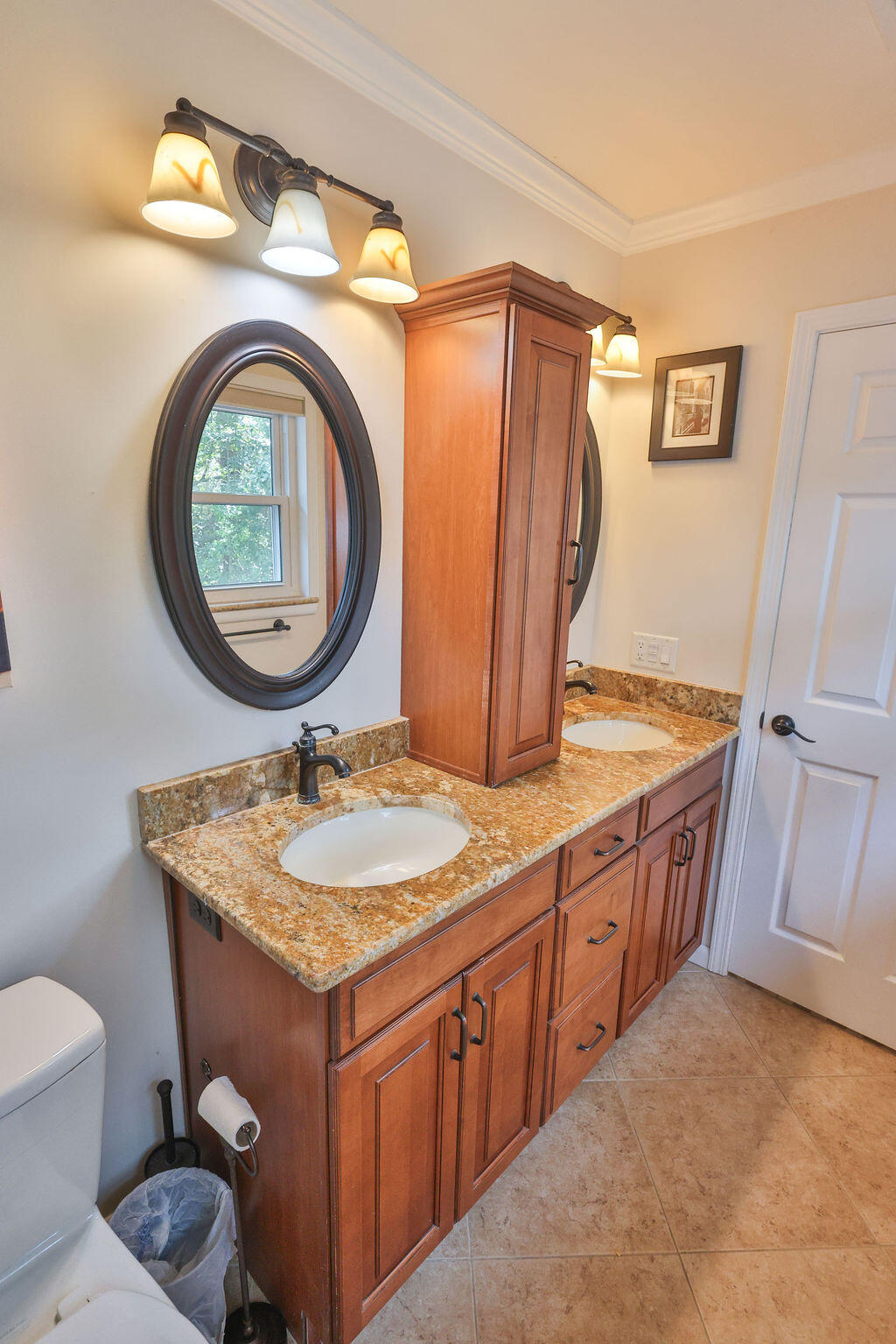 VILLA RUSS PARK S/D LOT 30 BLK 3 - Residential