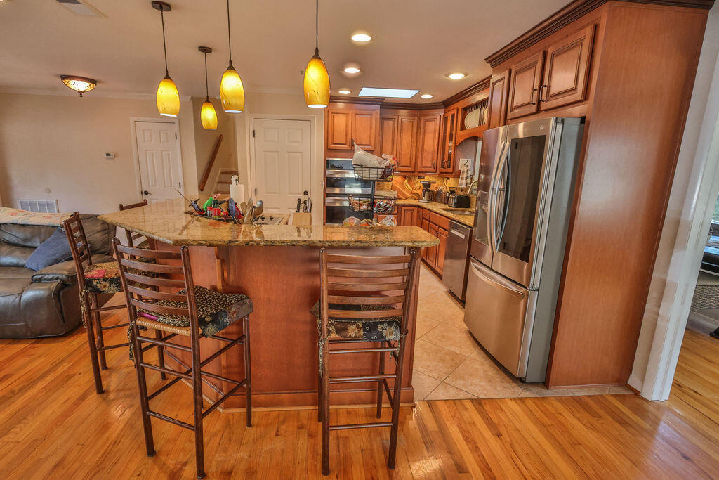 VILLA RUSS PARK S/D LOT 30 BLK 3 - Residential