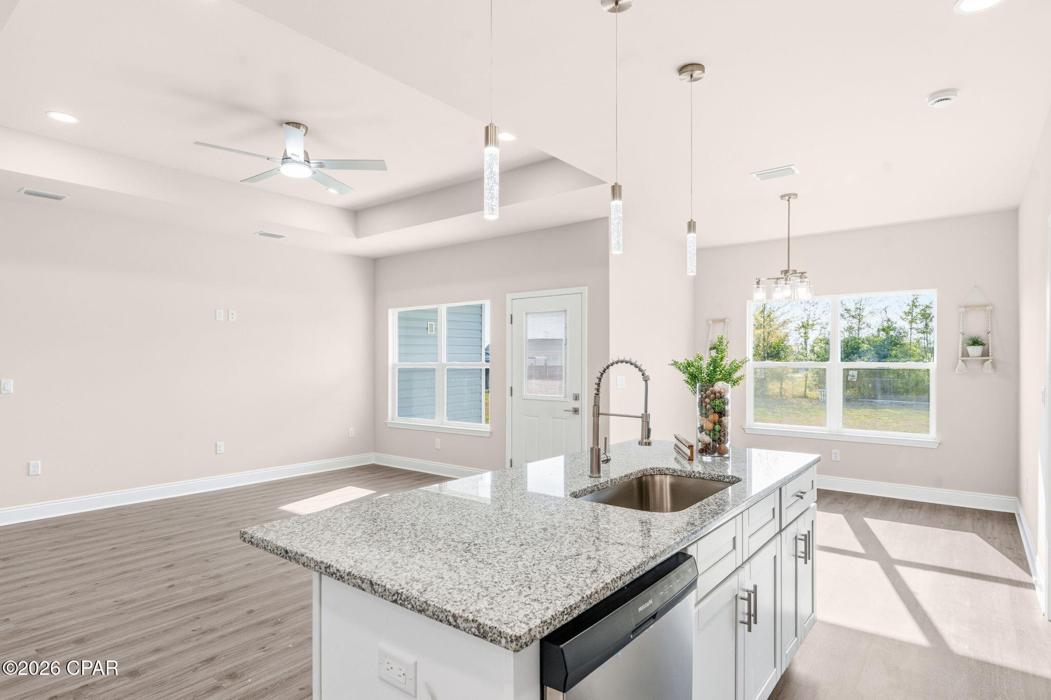 EAST BAY PARK - Residential