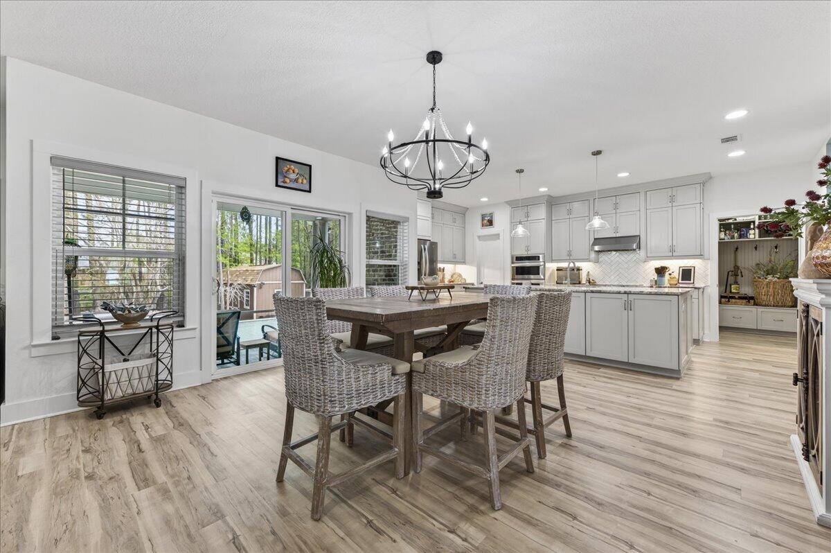 HOLLEY BY THE SEA - Residential