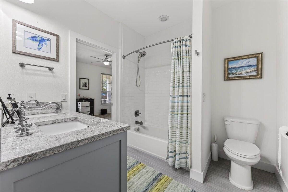 HOLLEY BY THE SEA - Residential